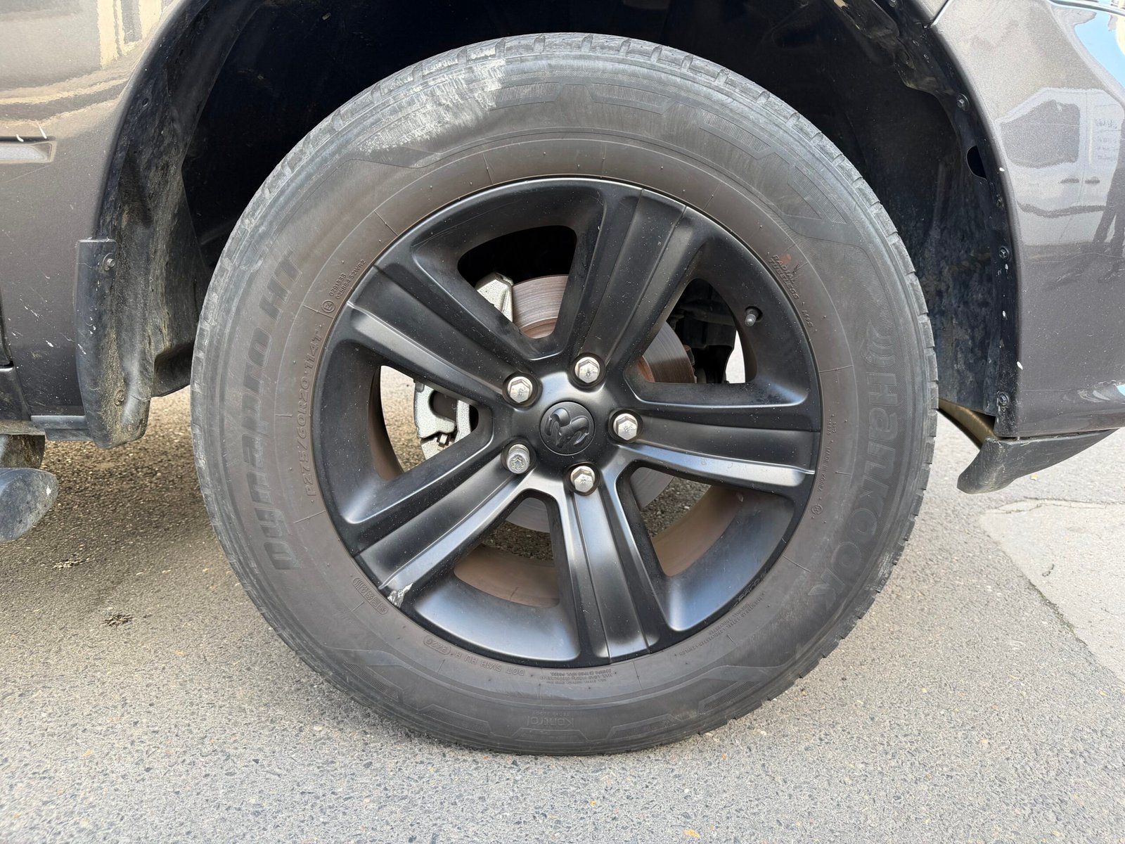 DODGE RAM 1500 Hemi V8 Flexfuel 395ch