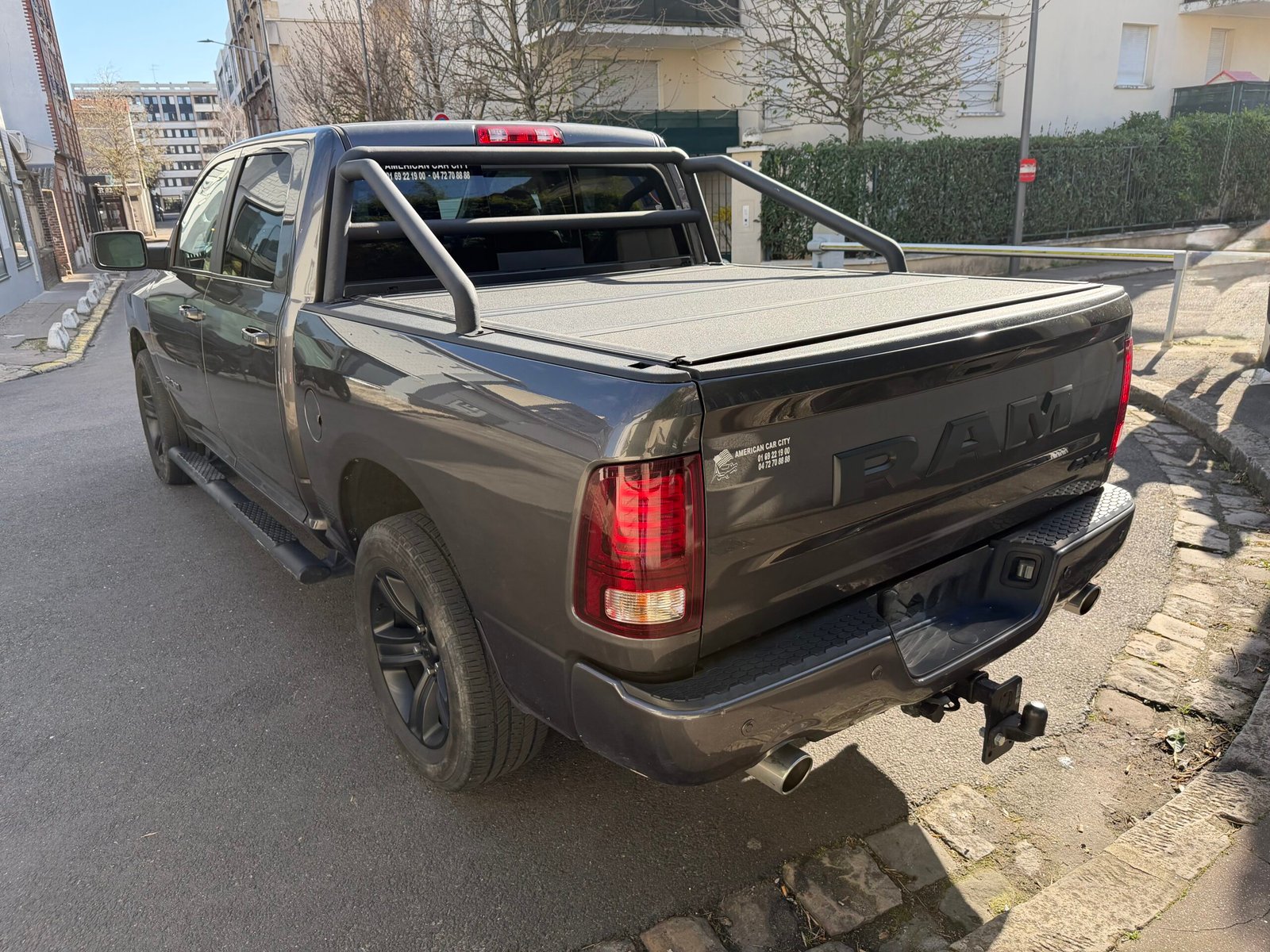 DODGE RAM 1500 Hemi V8 Flexfuel 395ch