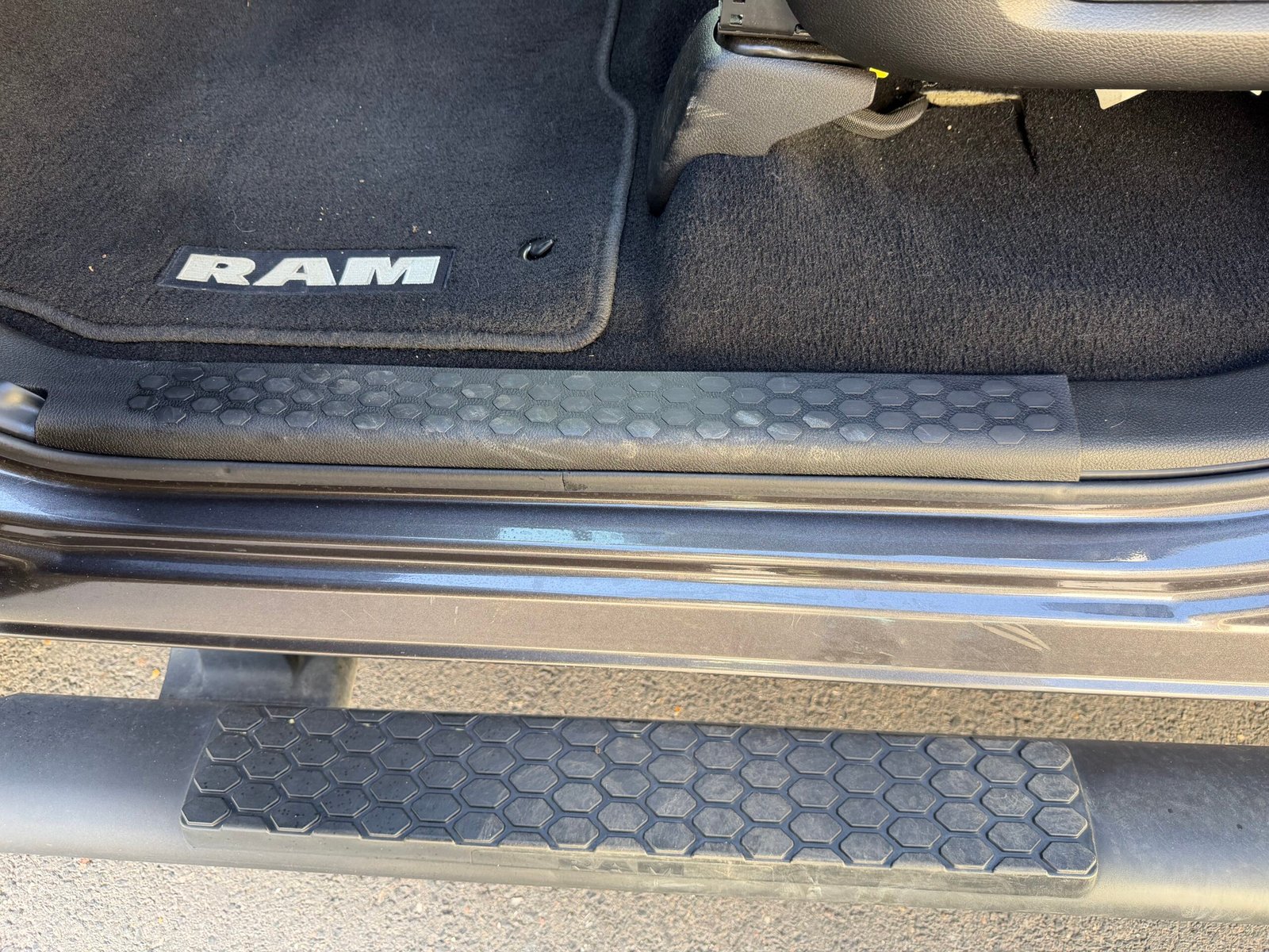 DODGE RAM 1500 Hemi V8 Flexfuel 395ch