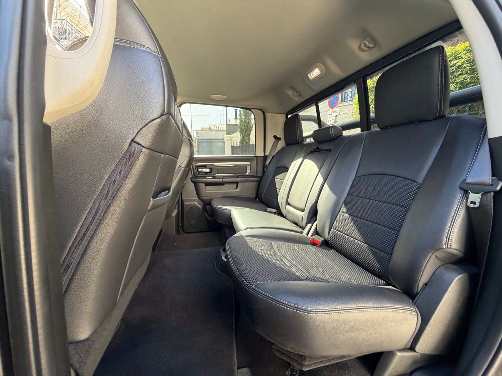 DODGE RAM 1500 Hemi V8 Flexfuel 395ch