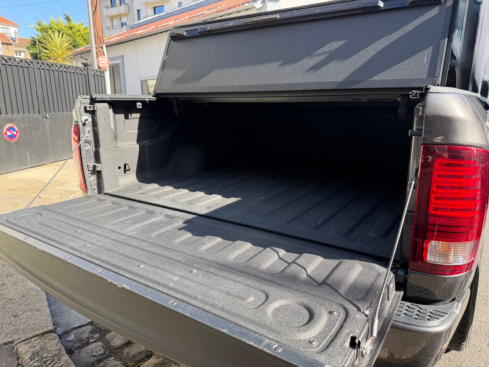 DODGE RAM 1500 Hemi V8 Flexfuel 395ch