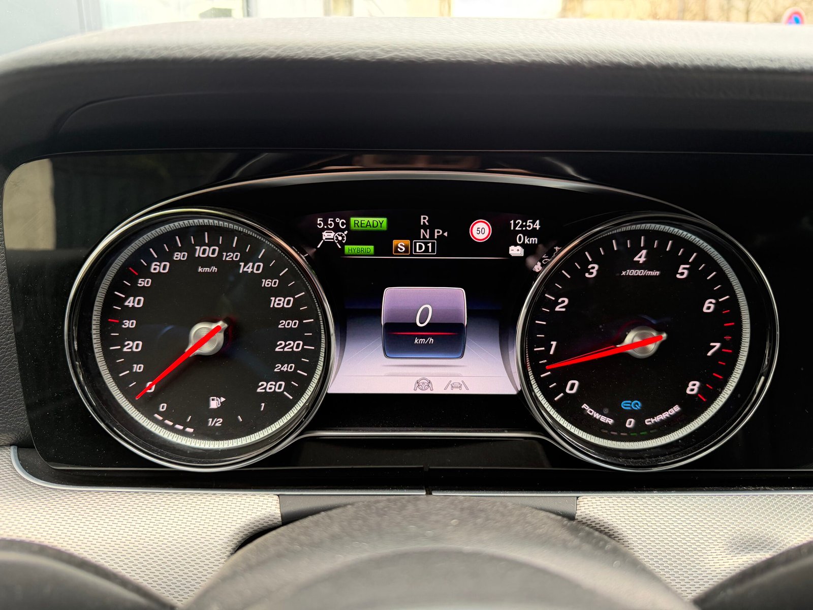 MERCEDES-BENZ Classe E Berline 300 e 325 EQ Power Avantgarde