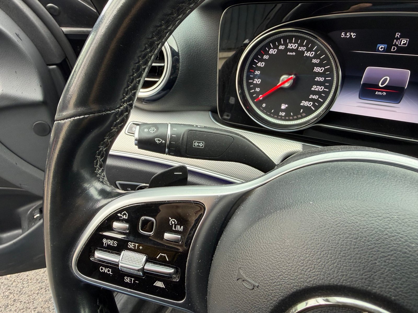 MERCEDES-BENZ Classe E Berline 300 e 325 EQ Power Avantgarde