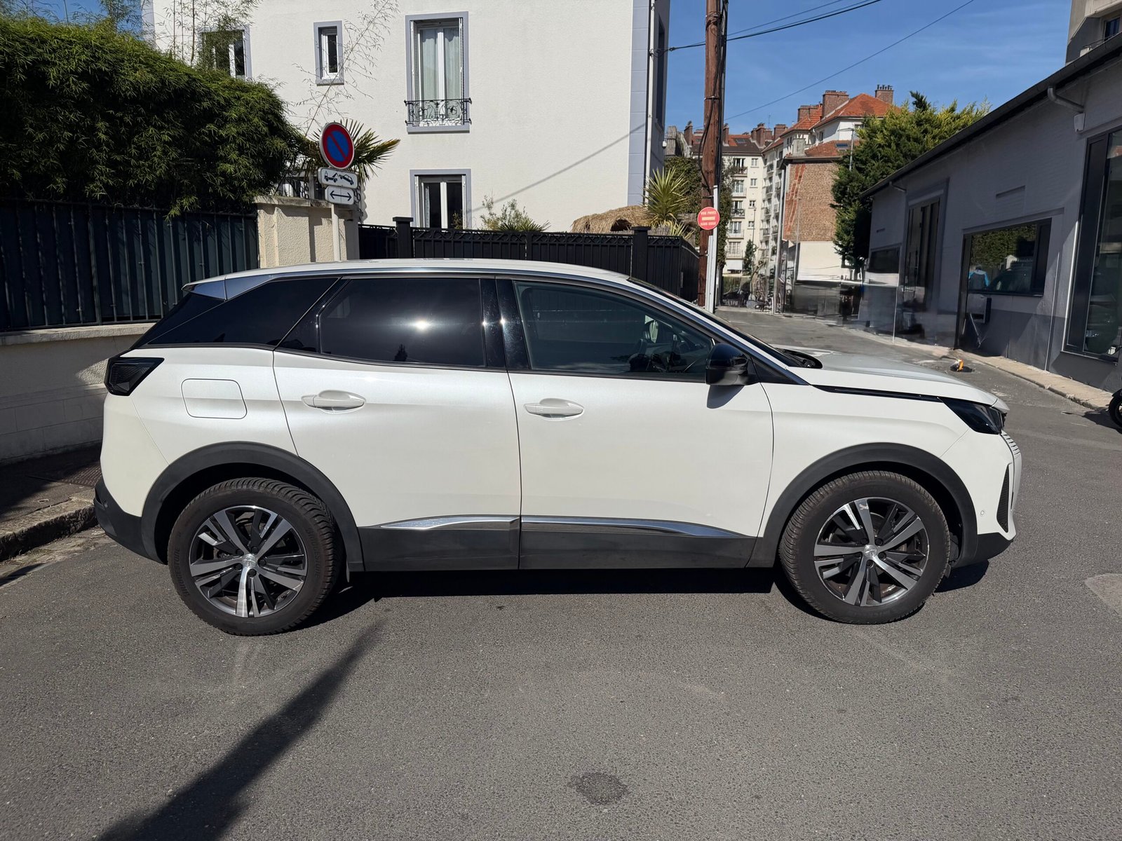 PEUGEOT 3008 ALLURE PACK 130ch GARANTIE 12 mois.