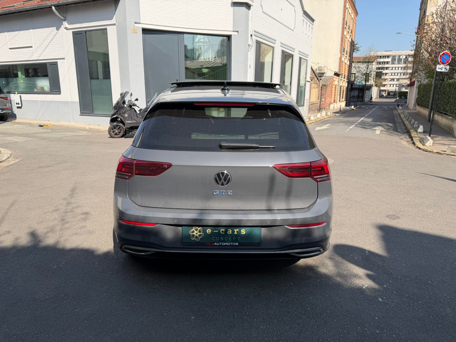 VOLKSWAGEN GOLF VIII GTE 245ch