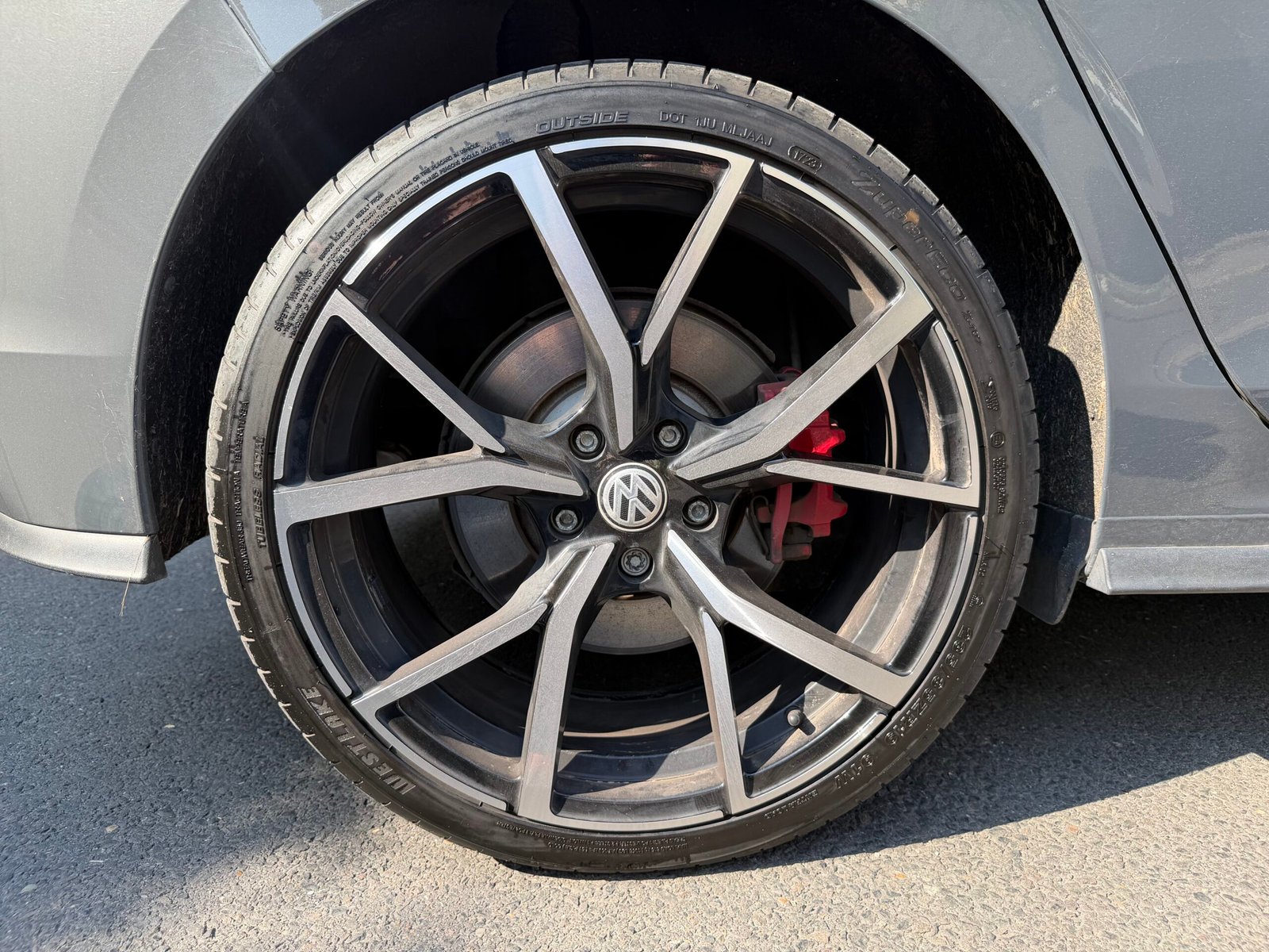 VOLKSWAGEN GOLF VIII GTE 245ch