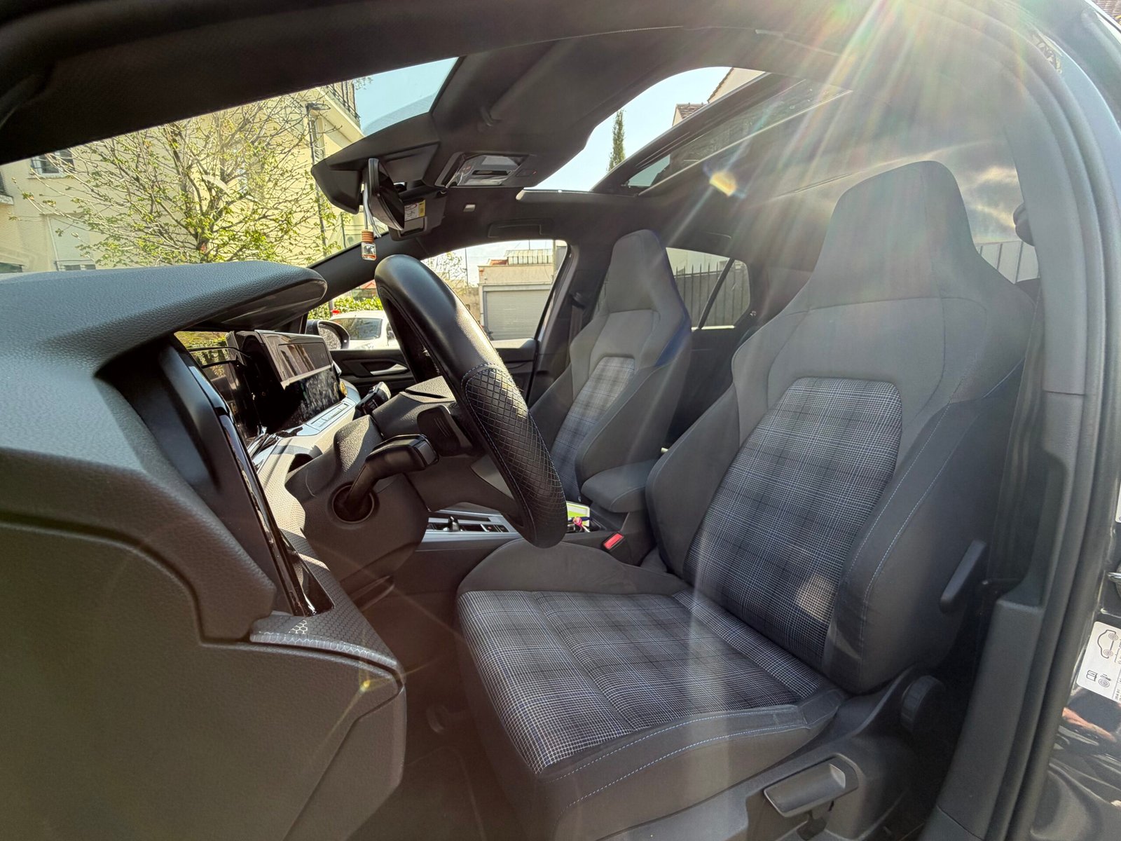 VOLKSWAGEN GOLF VIII GTE 245ch