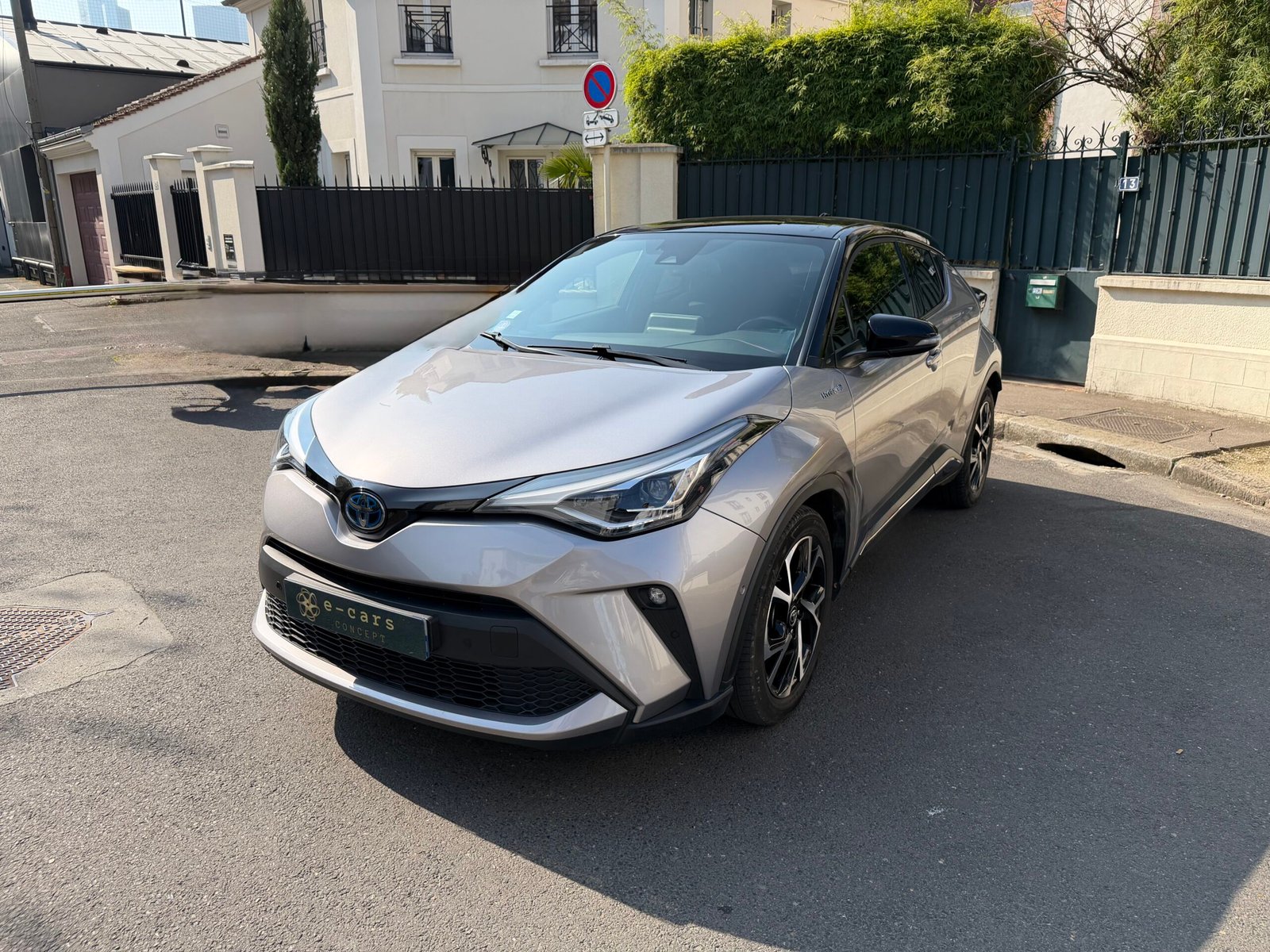 TOYOTA C-HR COLLECTION 122ch