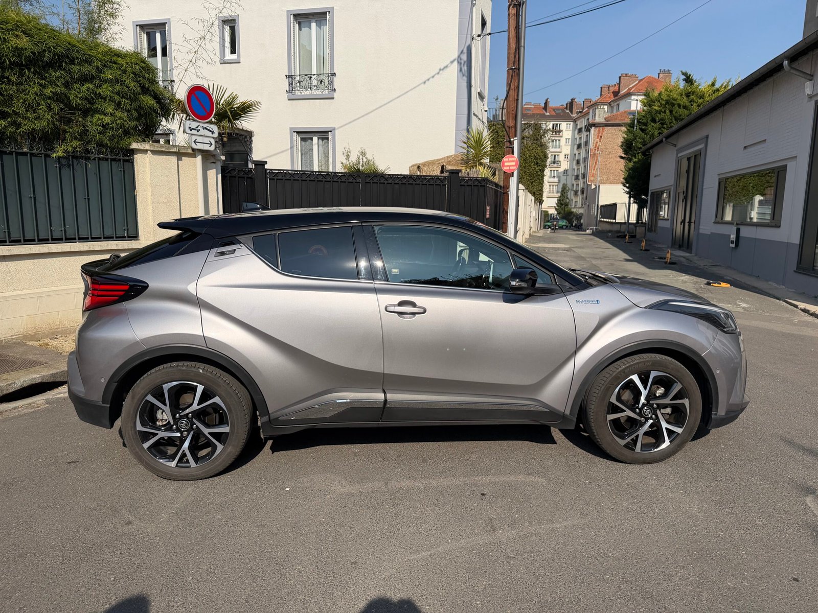 TOYOTA C-HR COLLECTION 122ch