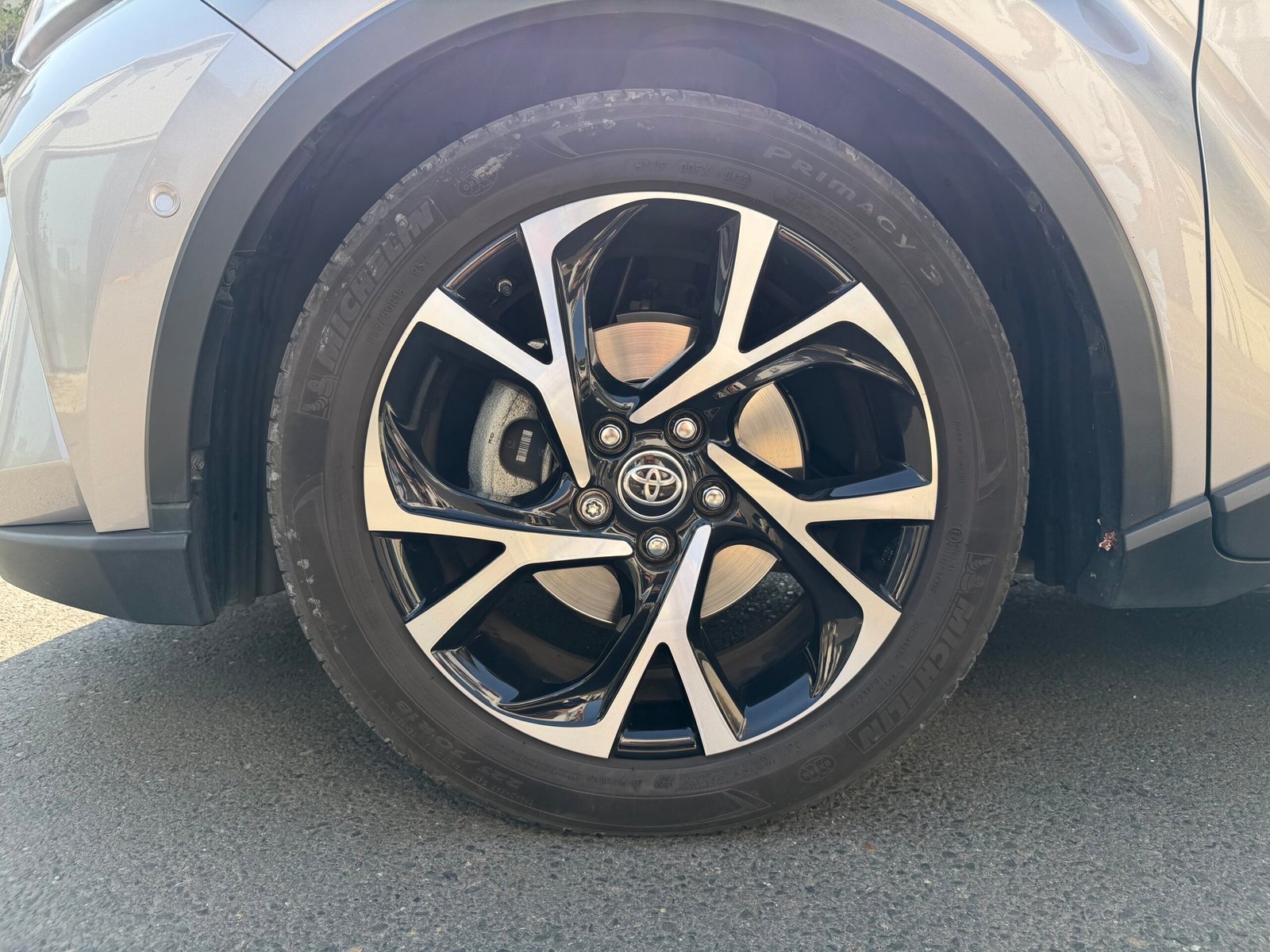 TOYOTA C-HR COLLECTION 122ch