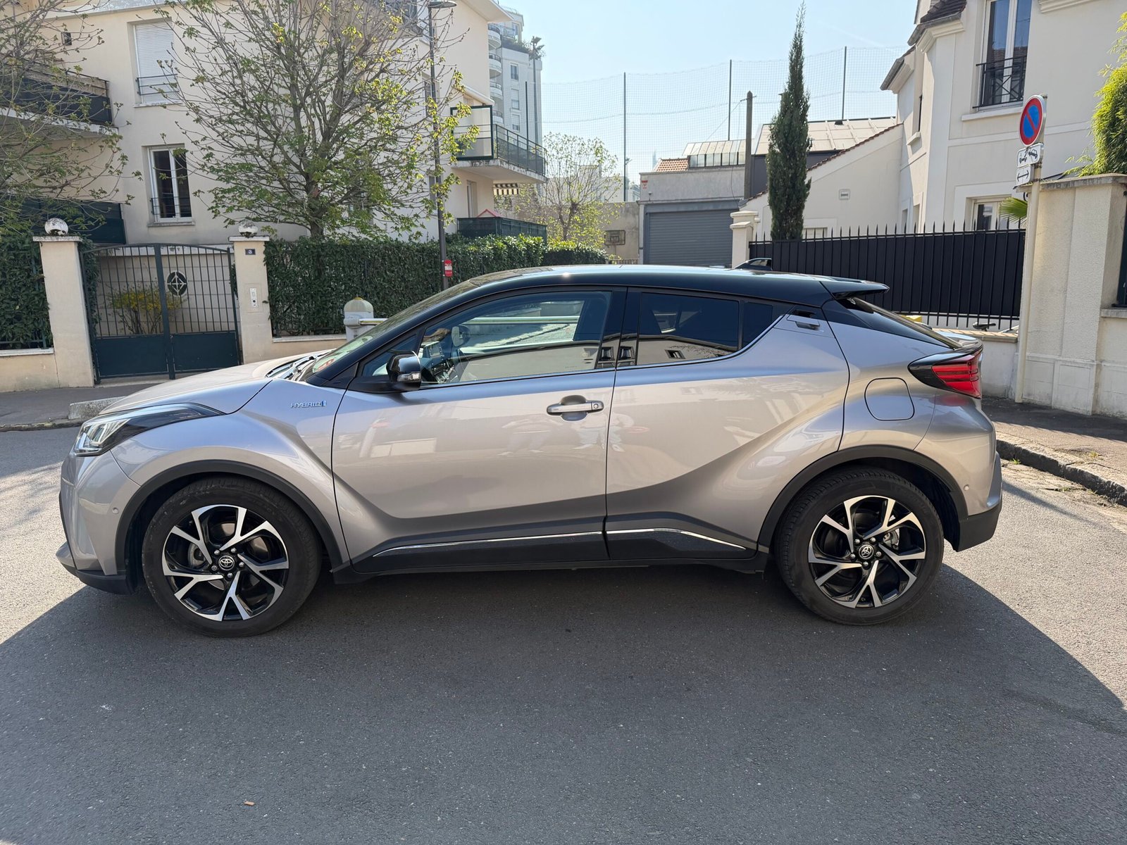TOYOTA C-HR COLLECTION 122ch