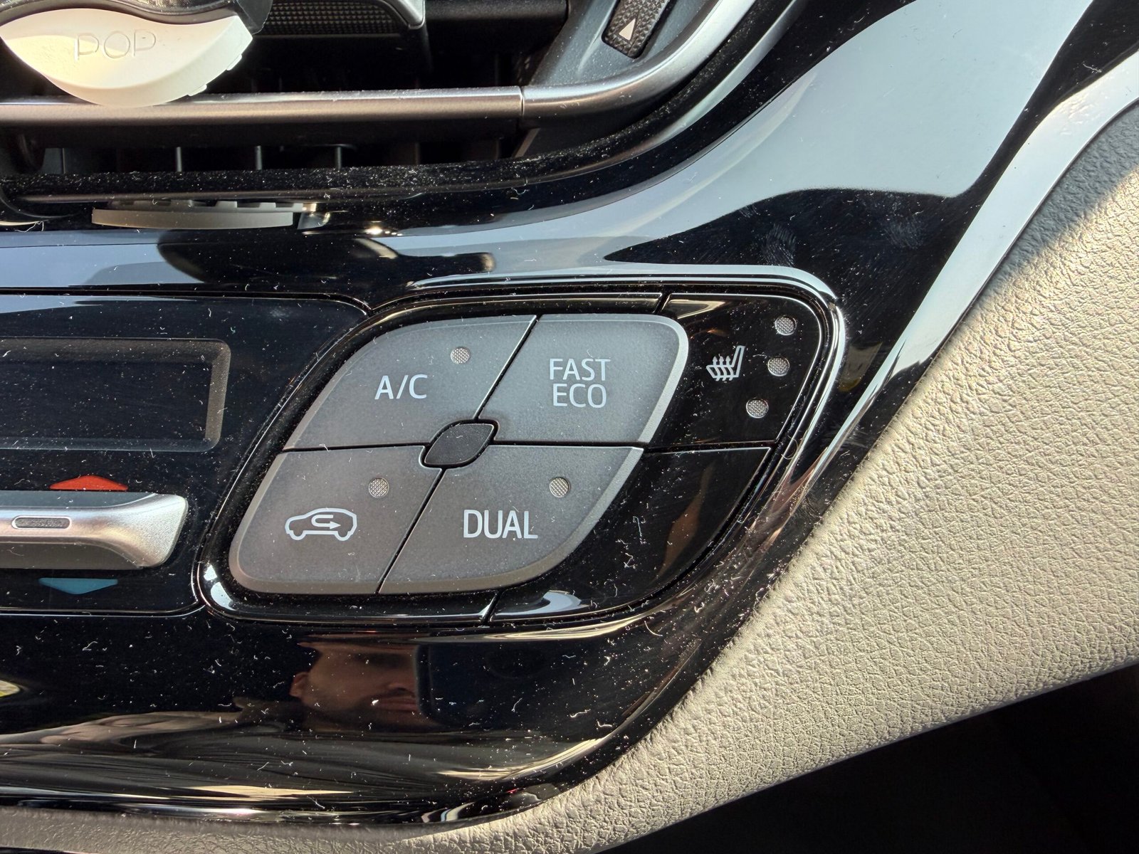 TOYOTA C-HR COLLECTION 122ch