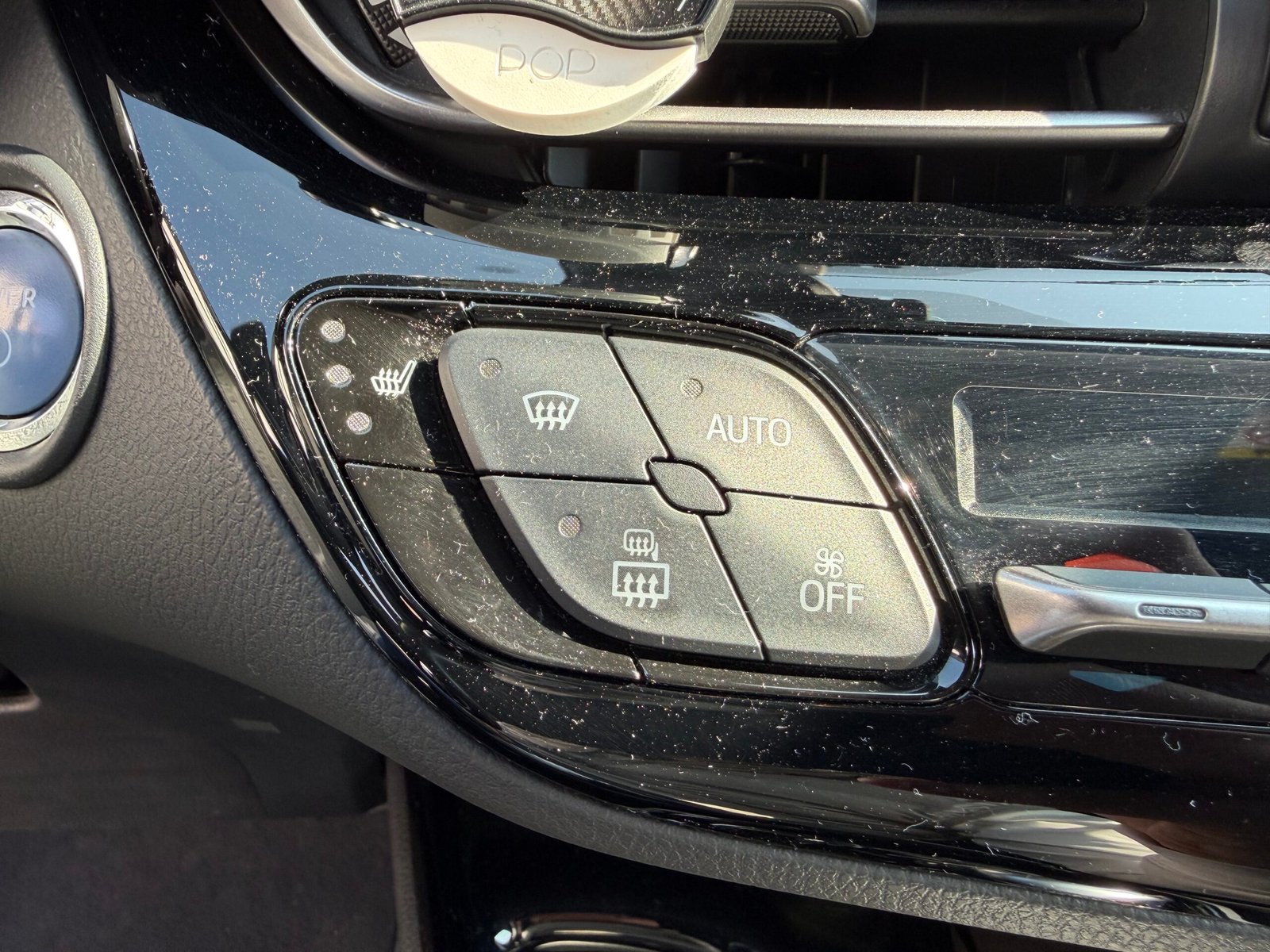 TOYOTA C-HR COLLECTION 122ch