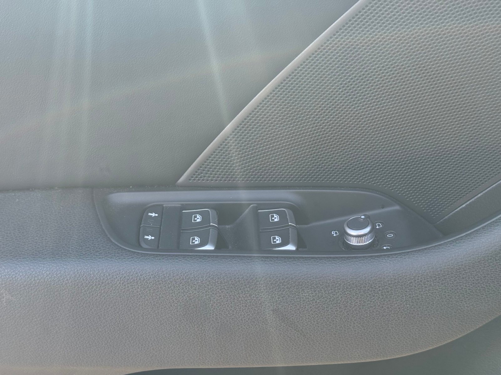 AUDI A3 Phase 2 Sportback 1.5 TFSI 16V S-Tronic7 S&S 150 cv Boîte auto / S-LINE / Toit-ouvrant / Virtual Cockpit