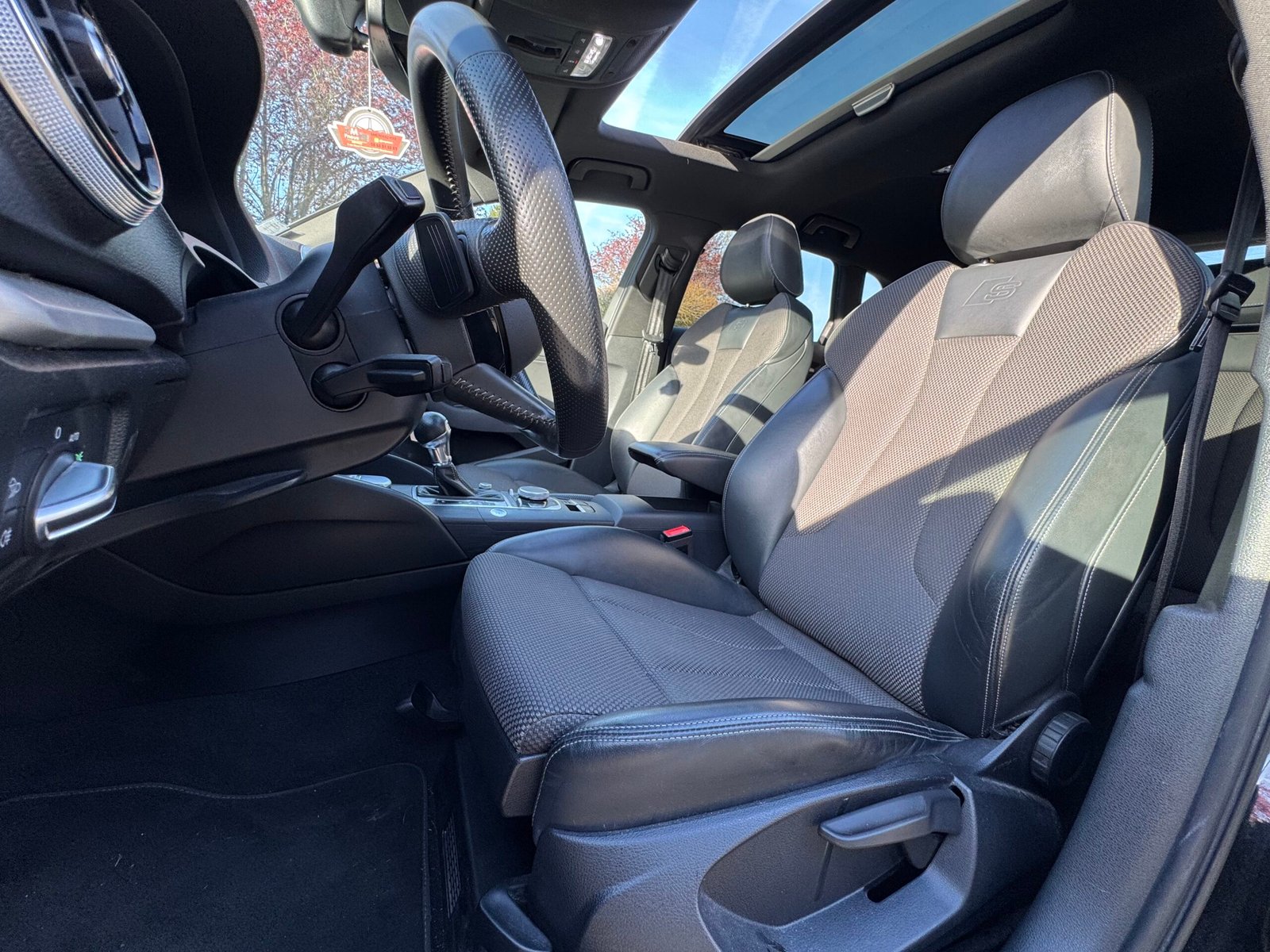 AUDI A3 Phase 2 Sportback 1.5 TFSI 16V S-Tronic7 S&S 150 cv Boîte auto / S-LINE / Toit-ouvrant / Virtual Cockpit