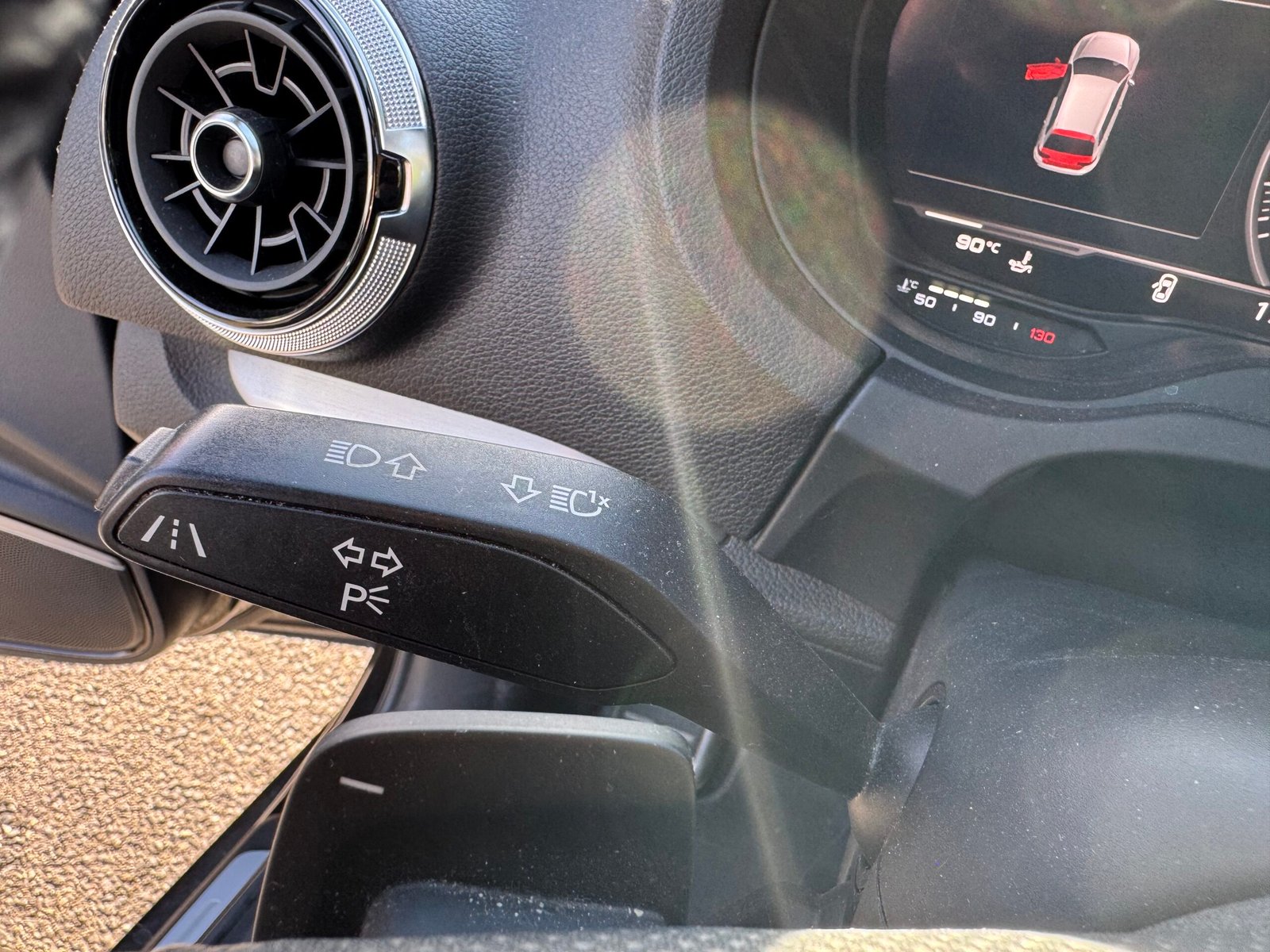 AUDI A3 Phase 2 Sportback 1.5 TFSI 16V S-Tronic7 S&S 150 cv Boîte auto / S-LINE / Toit-ouvrant / Virtual Cockpit