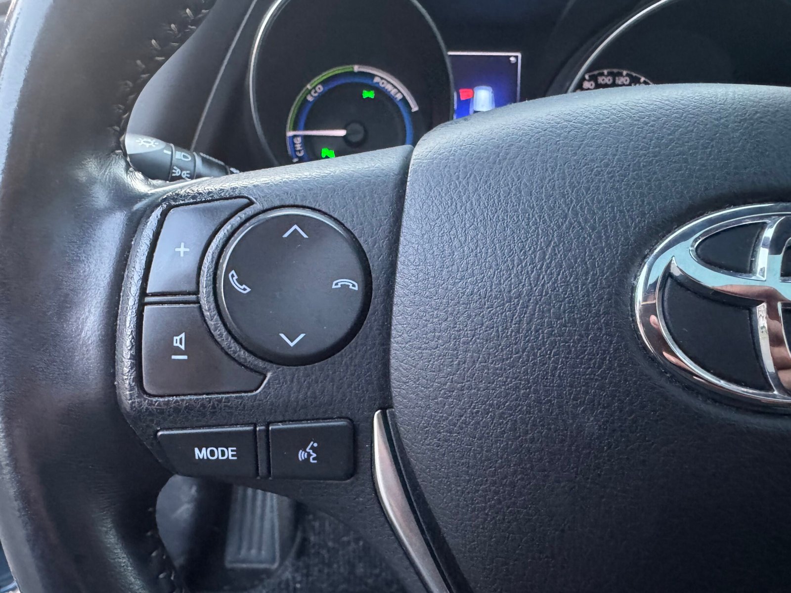 TOYOTA Auris Phase 2 Wagon 1.8 VVT-i HSD 16V CVT Hybride 99 cv Boîte auto / SUIVI COMPLET TOYOTA