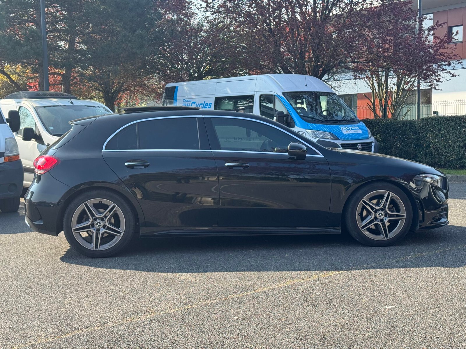 MERCEDES-BENZ Classe A Hatchback 180 d 1.5 d 8V 7G-DCT 116 cv Boîte auto PACK-AMG / SUIVI MERCEDES