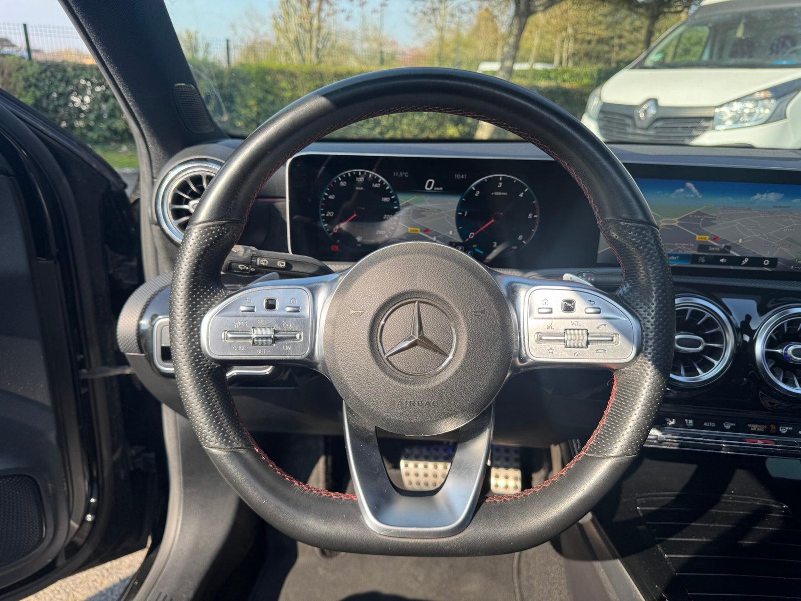 MERCEDES-BENZ Classe A Hatchback 180 d 1.5 d 8V 7G-DCT 116 cv Boîte auto PACK-AMG / SUIVI MERCEDES