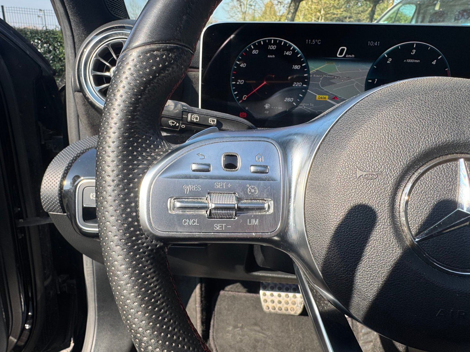 MERCEDES-BENZ Classe A Hatchback 180 d 1.5 d 8V 7G-DCT 116 cv Boîte auto PACK-AMG / SUIVI MERCEDES