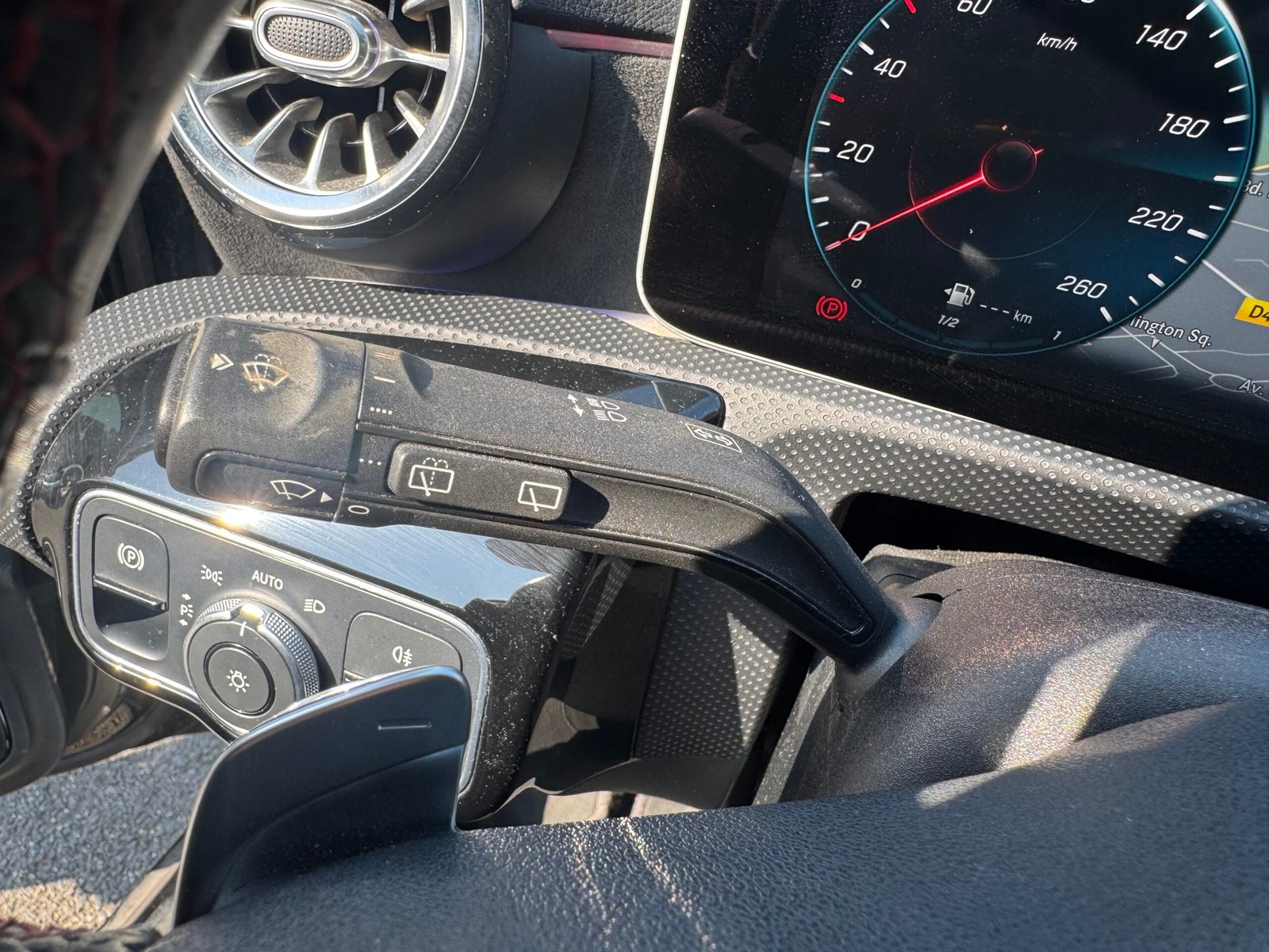 MERCEDES-BENZ Classe A Hatchback 180 d 1.5 d 8V 7G-DCT 116 cv Boîte auto PACK-AMG / SUIVI MERCEDES