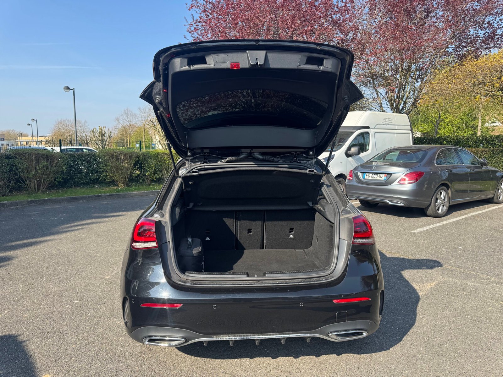 MERCEDES-BENZ Classe A Hatchback 180 d 1.5 d 8V 7G-DCT 116 cv Boîte auto PACK-AMG / SUIVI MERCEDES