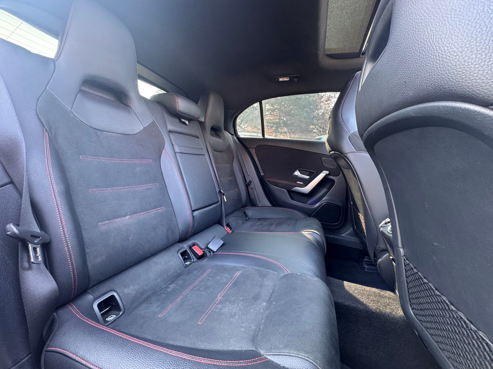 MERCEDES-BENZ Classe A Hatchback 180 d 1.5 d 8V 7G-DCT 116 cv Boîte auto PACK-AMG / SUIVI MERCEDES