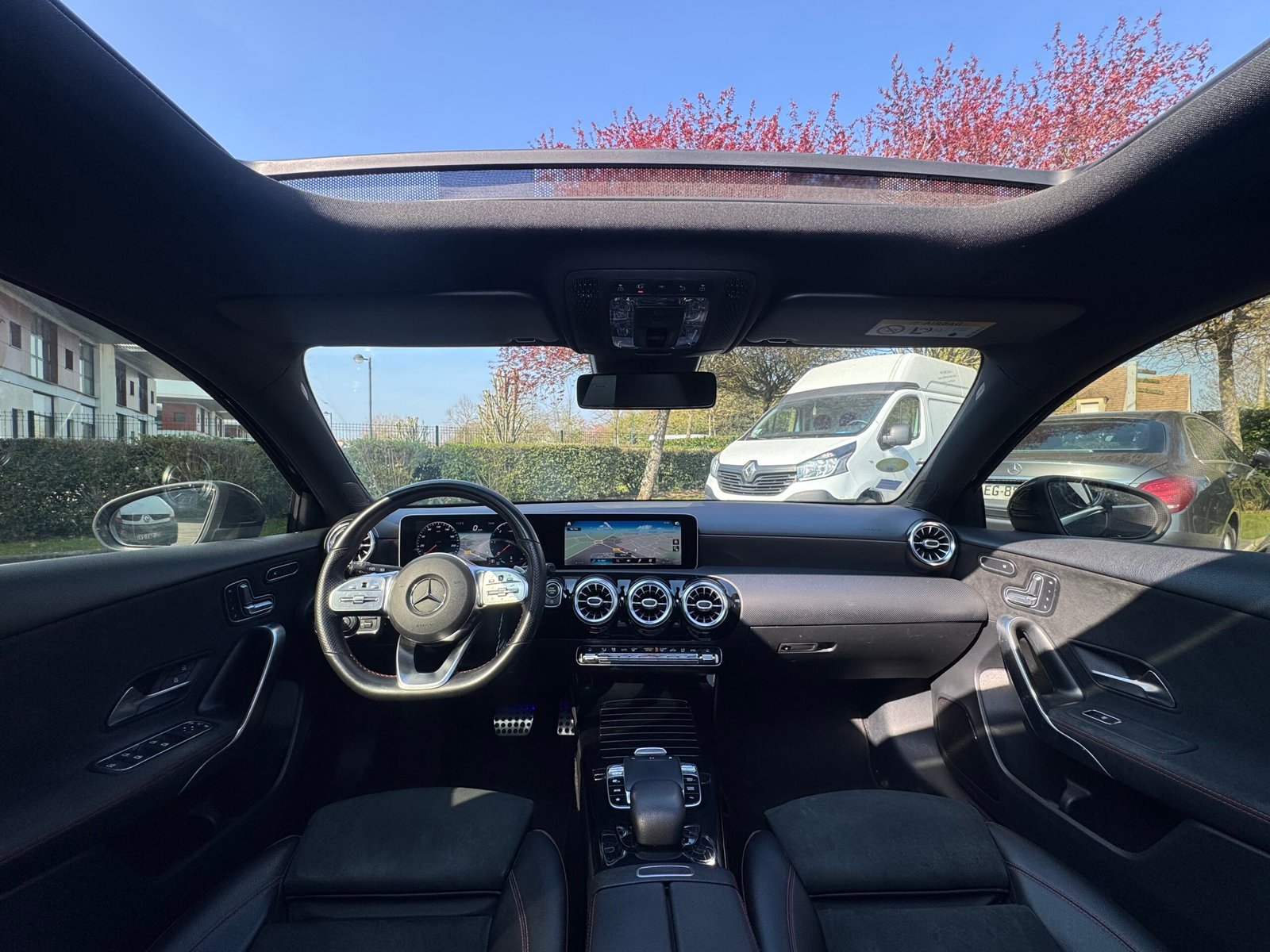 MERCEDES-BENZ Classe A Hatchback 180 d 1.5 d 8V 7G-DCT 116 cv Boîte auto PACK-AMG / SUIVI MERCEDES