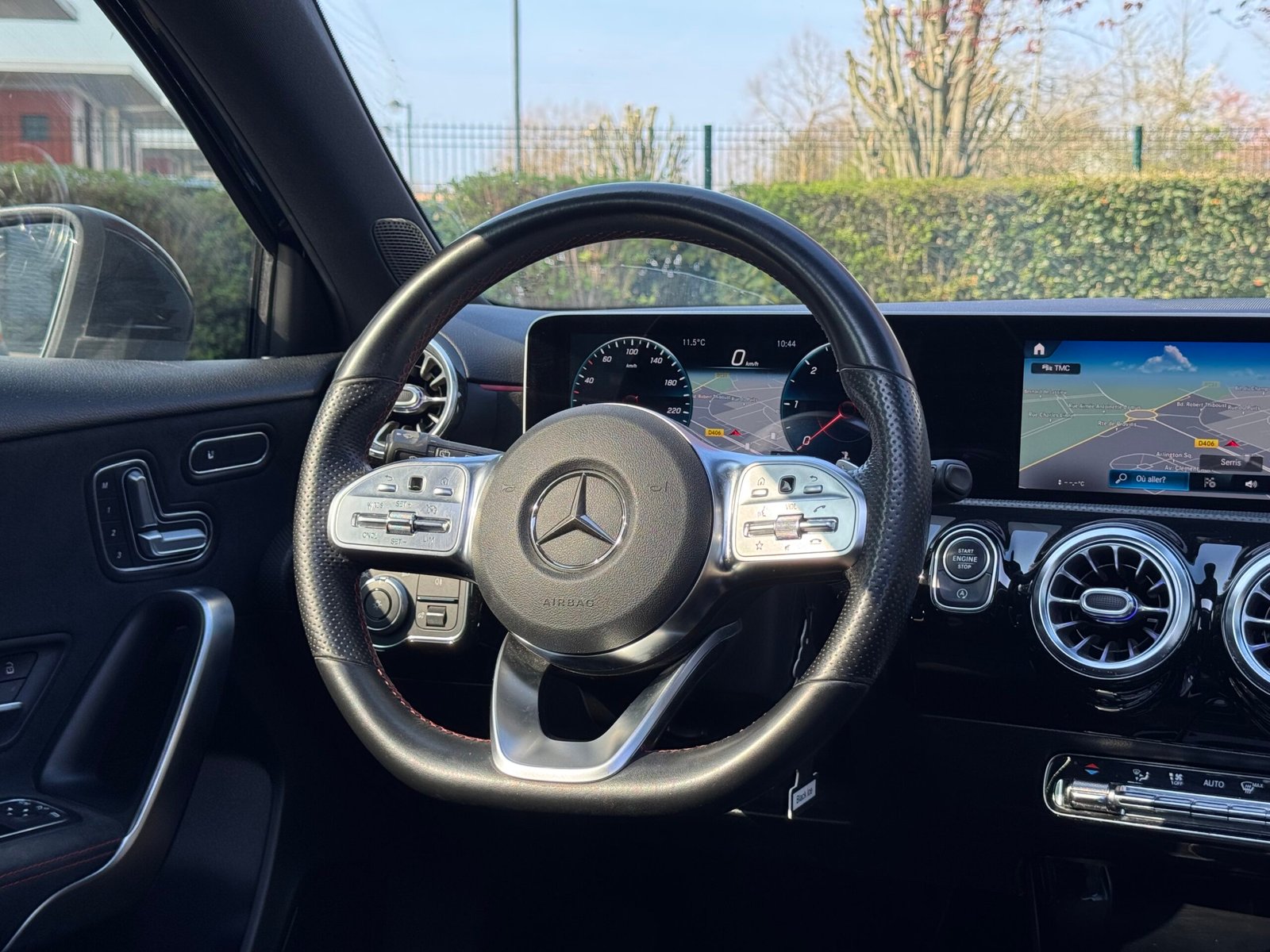 MERCEDES-BENZ Classe A Hatchback 180 d 1.5 d 8V 7G-DCT 116 cv Boîte auto PACK-AMG / SUIVI MERCEDES