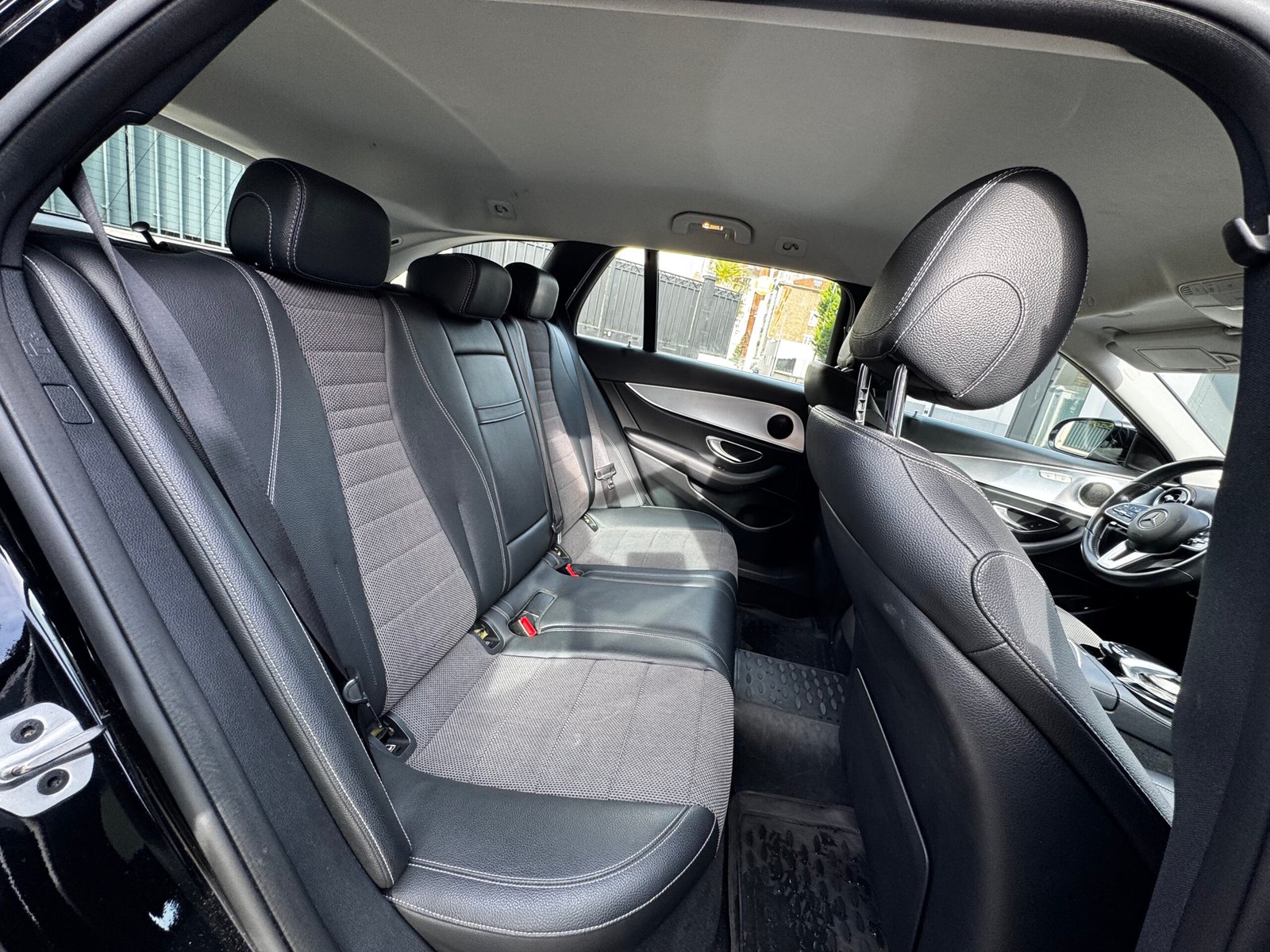 MERCEDES-BENZ Classe E Break 200 d 1.6 d 16V 9G-TRONIC 160 ch