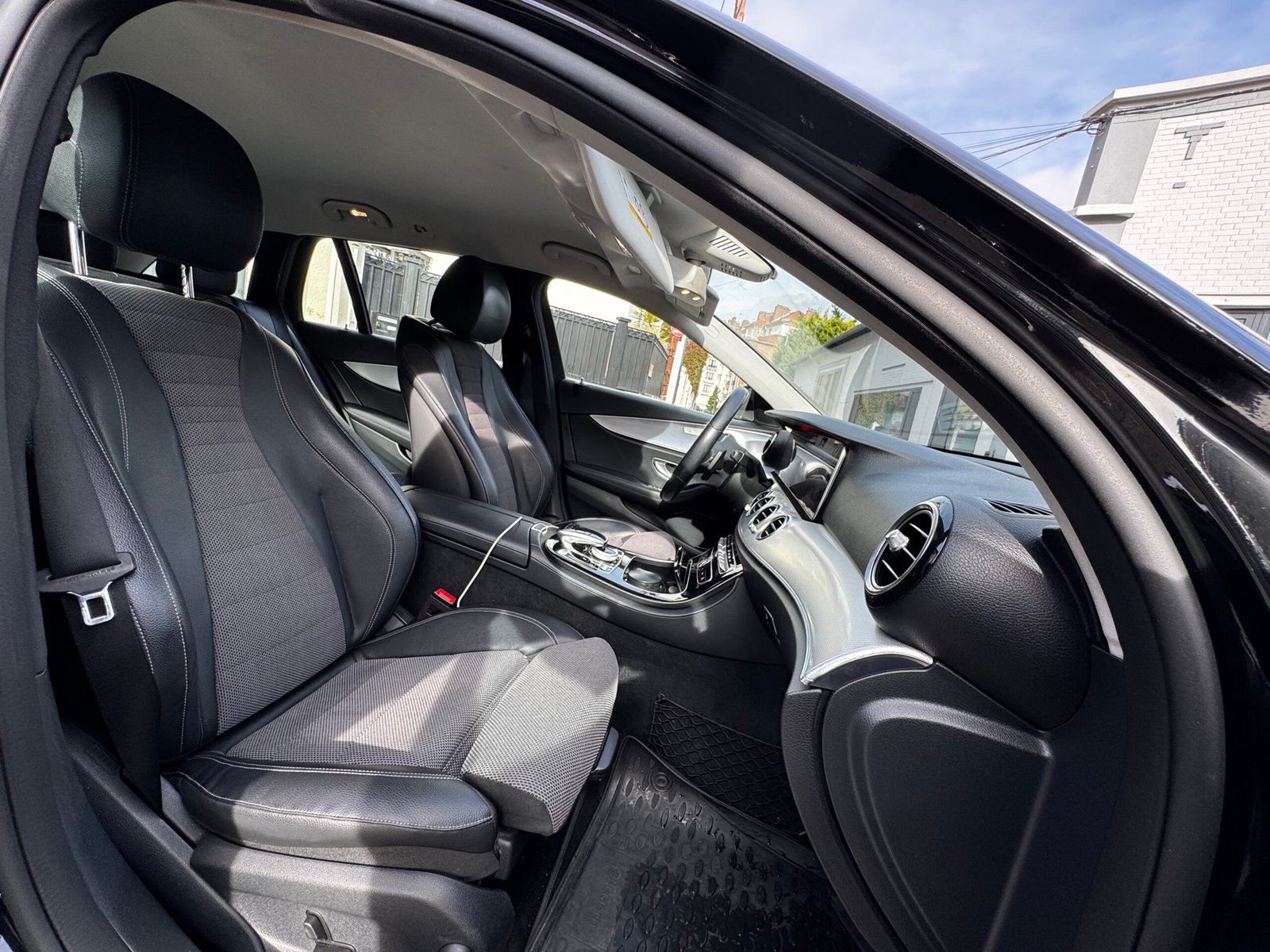 MERCEDES-BENZ Classe E Break 200 d 1.6 d 16V 9G-TRONIC 160 ch