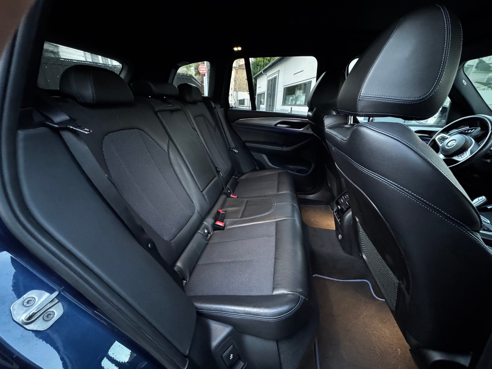 BMW X3 20d xDrive 2.0 d 16V Steptronic8 190 chBMW X3 20d xDrive 2.0 d 16V Steptronic8 190 ch