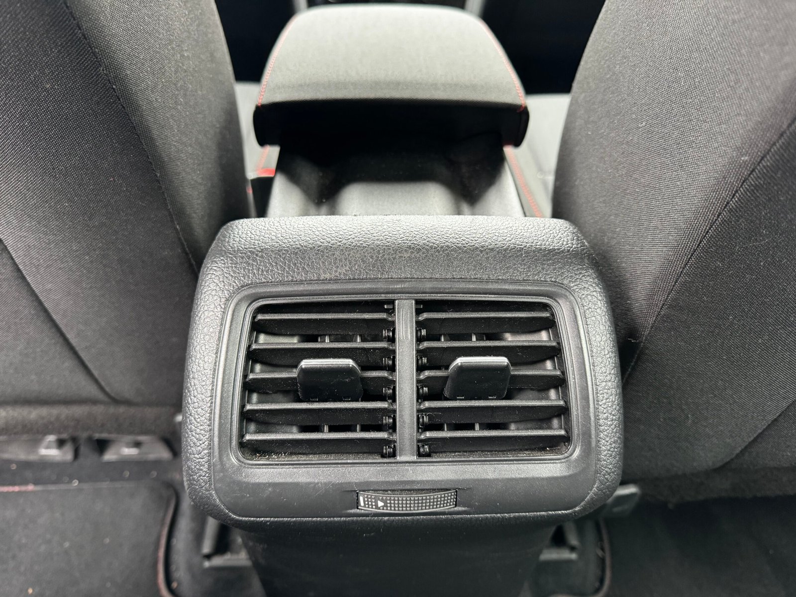 VOLKSWAGEN Golf VII 5 Portes Phase 2 1.0 TSI 12V Blue Motion 110 cv