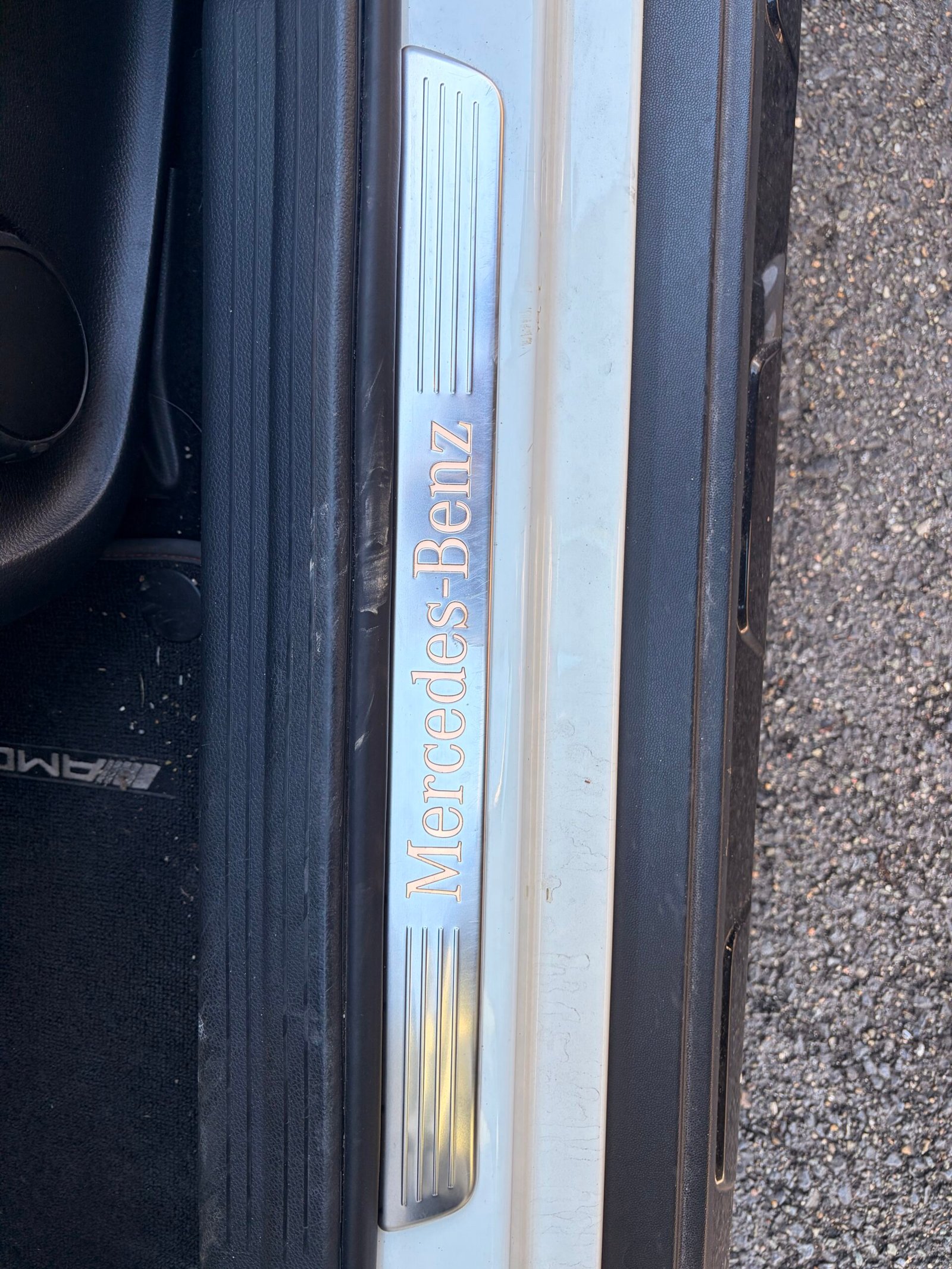 MERCEDES-BENZ Classe GLA (X156) 250 2.0 i 16V Turbo 4MATIC 7G-DCT 211 cv Boîte auto Fascination