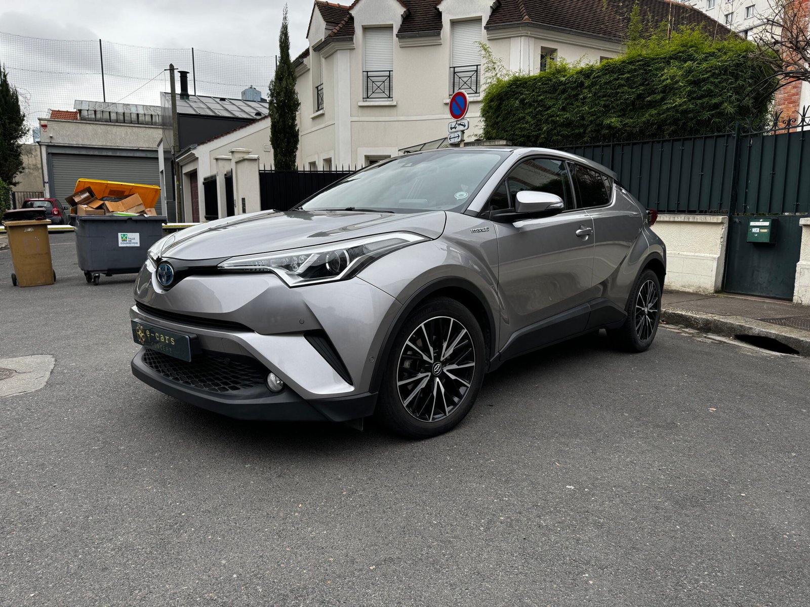TOYOTA C-HR 1.8 VVT-i 16V 122 HSD Hybrid 2WD CVT 99 cv