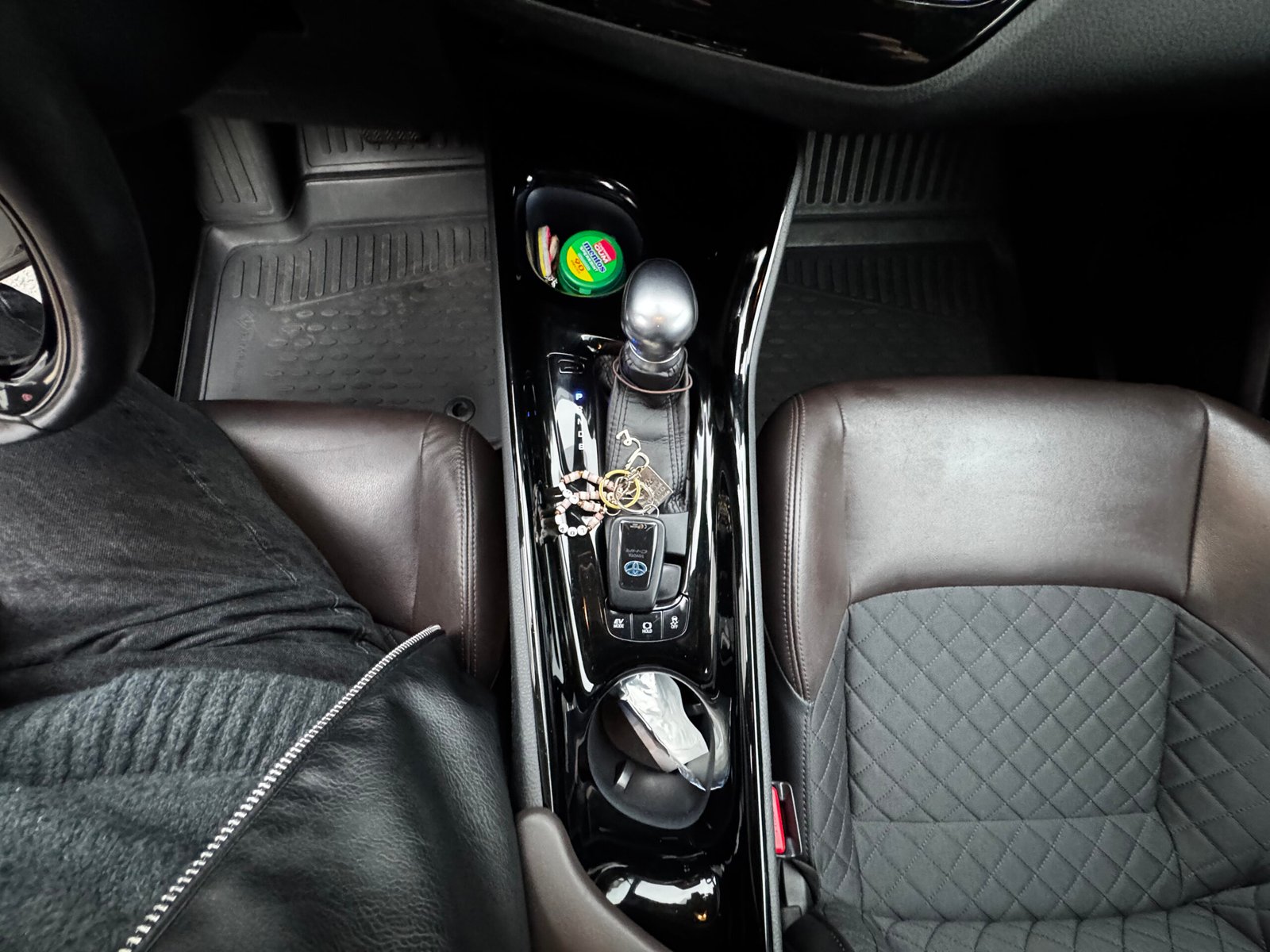 TOYOTA C-HR 1.8 VVT-i 16V 122 HSD Hybrid 2WD CVT 99 cv