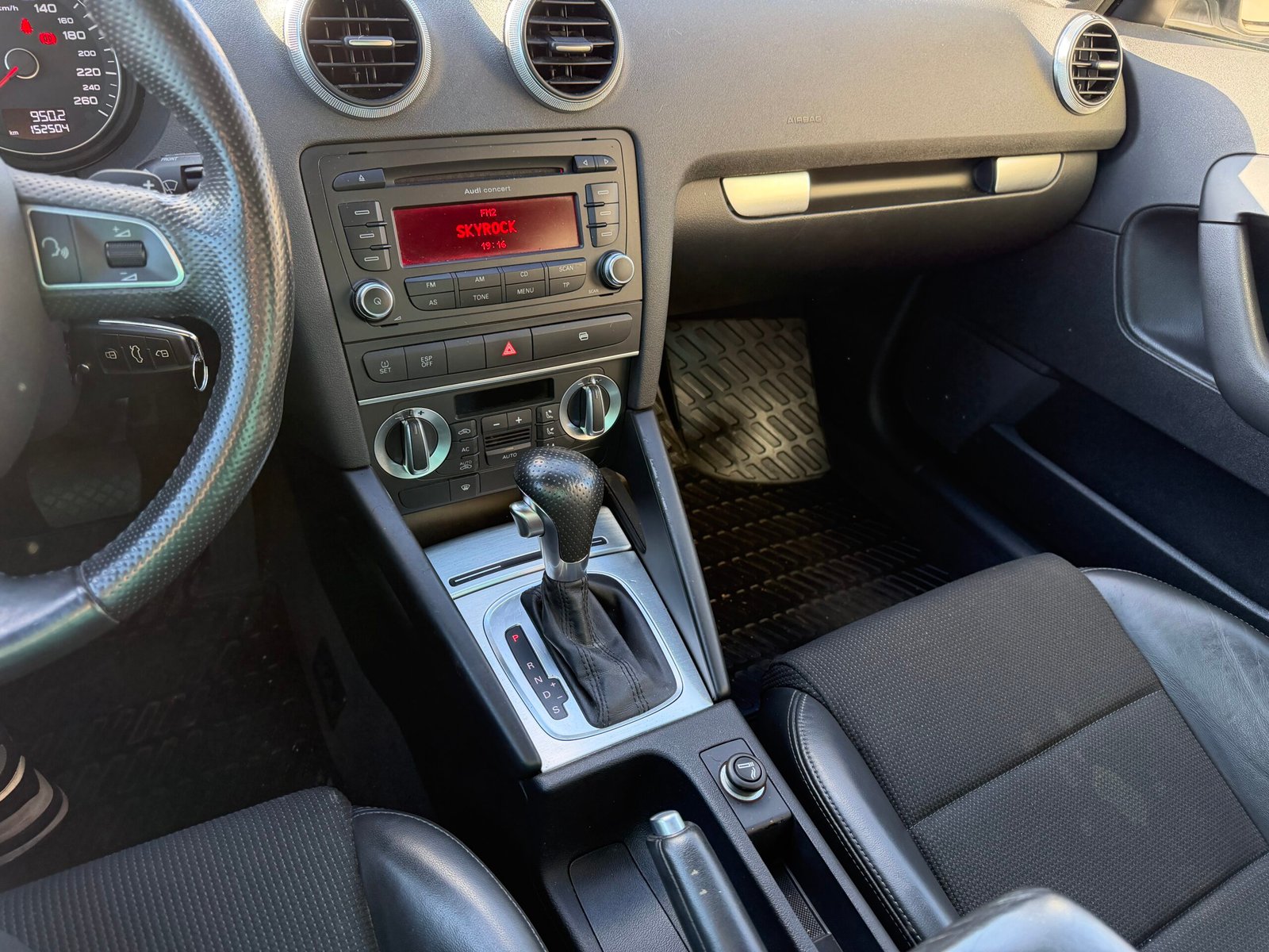 Audi A3 Sportback s-line s-tronic phase 2 140ch 2,0TDI