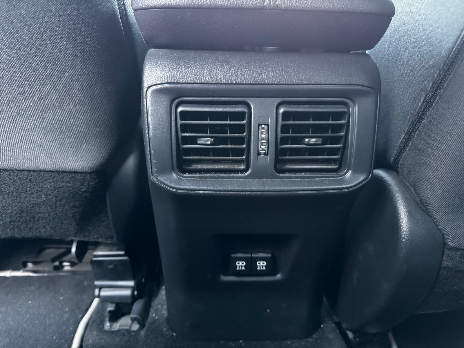 TOYOTA RAV4 V 2.5 VVT-iE 16V 218 Hybrid 2WD E-CVT 177 ch