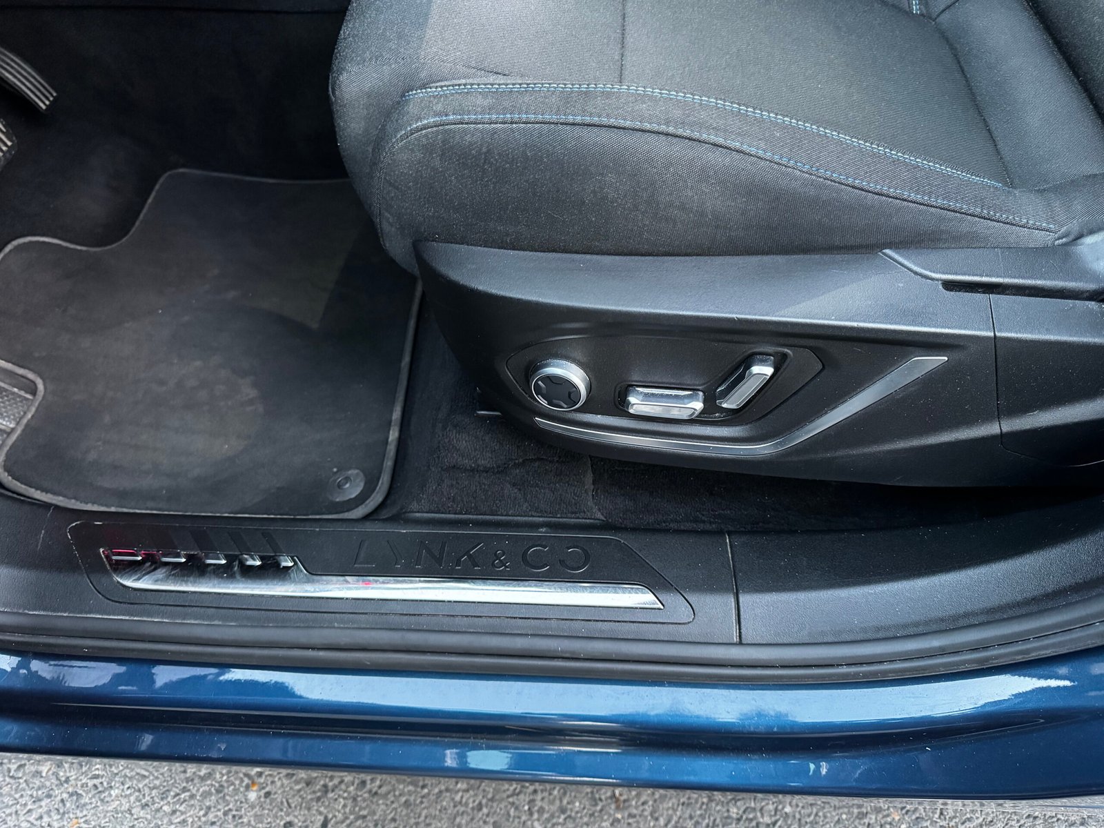 LYNK & CO 01 1.5 Ti 12V 261 Plug in Hybrid DCT7 180 ch