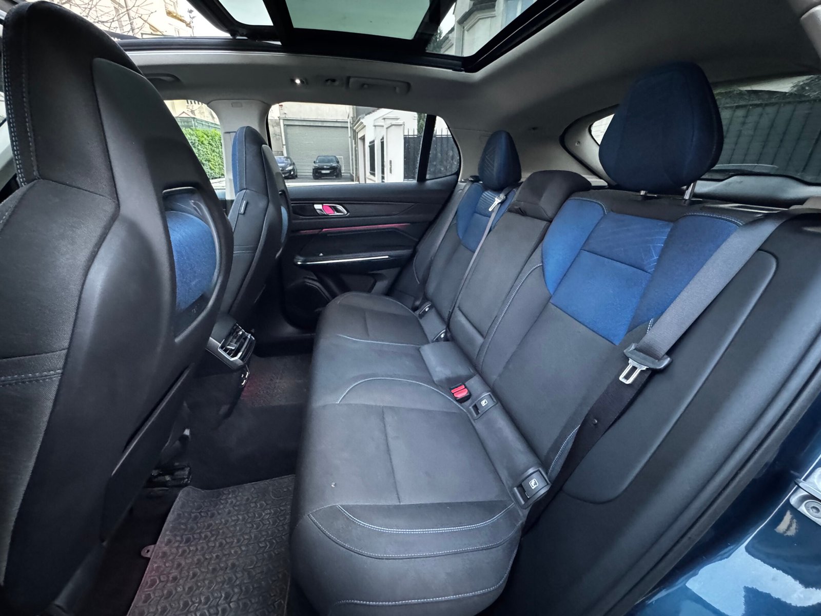 LYNK & CO 01 1.5 Ti 12V 261 Plug in Hybrid DCT7 180 ch