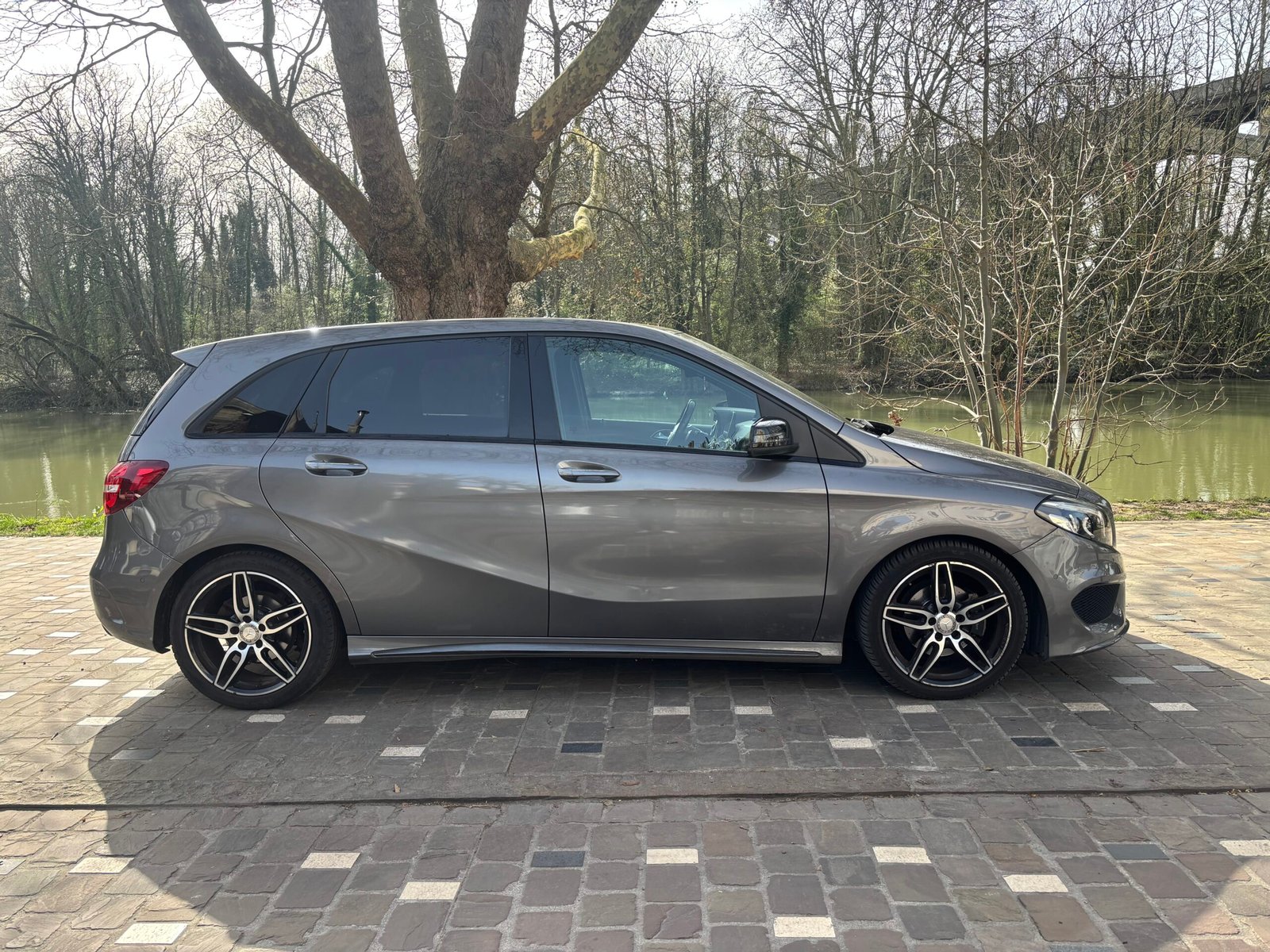 Mercedes Benz Classe B Phase 2 180 CDI 8V 7G-DCT 109 Ch Fascination AMG