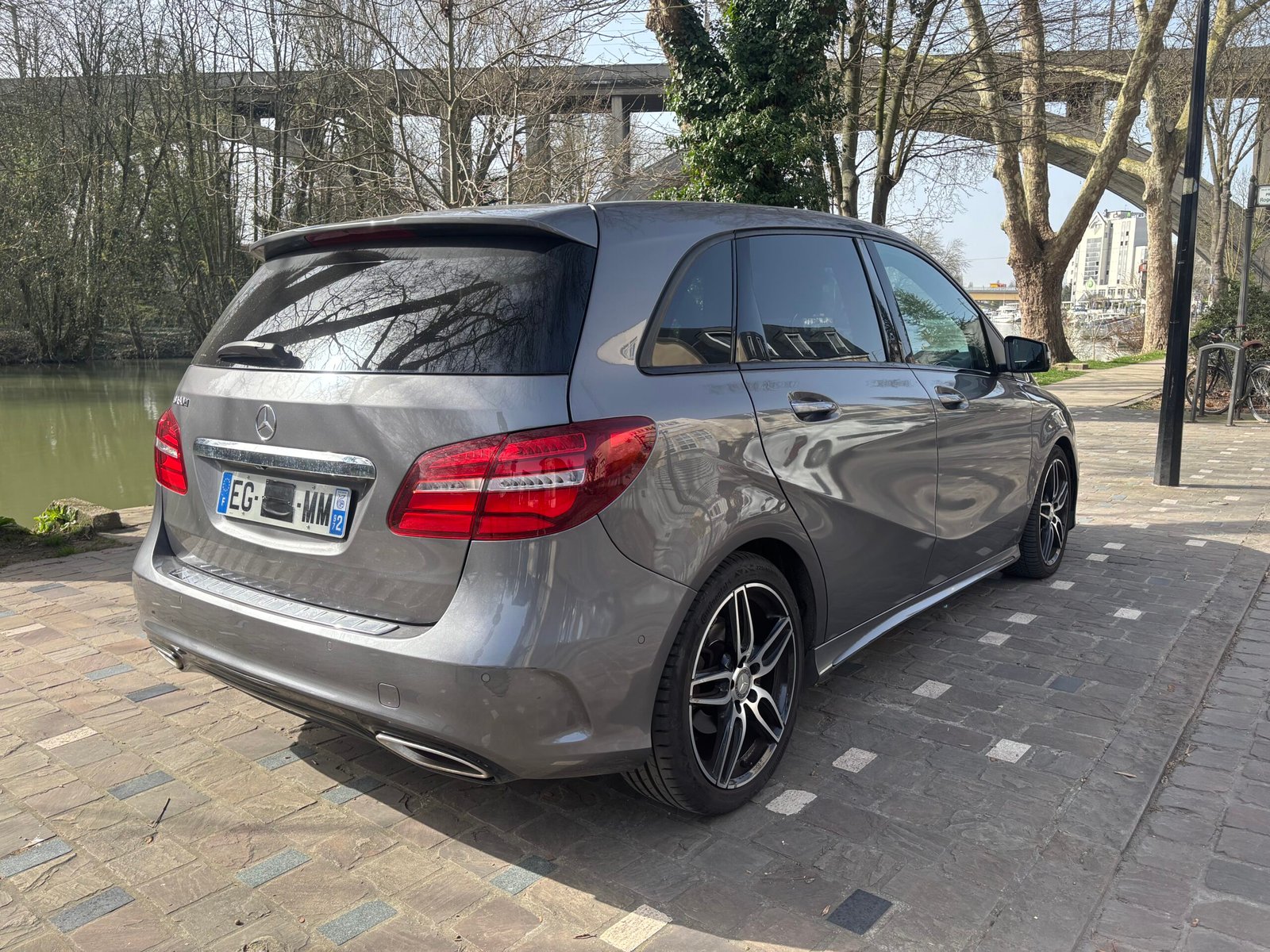 Mercedes Benz Classe B Phase 2 180 CDI 8V 7G-DCT 109 Ch Fascination AMG