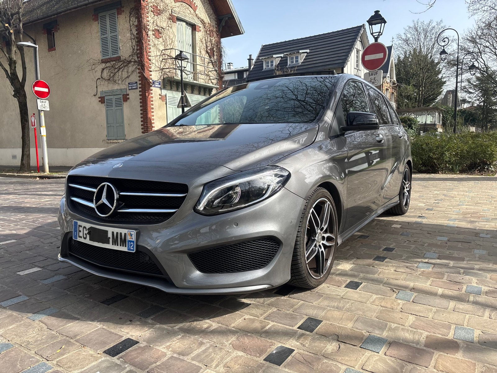 Mercedes Benz Classe B Phase 2 180 CDI 8V 7G-DCT 109 Ch Fascination AMG