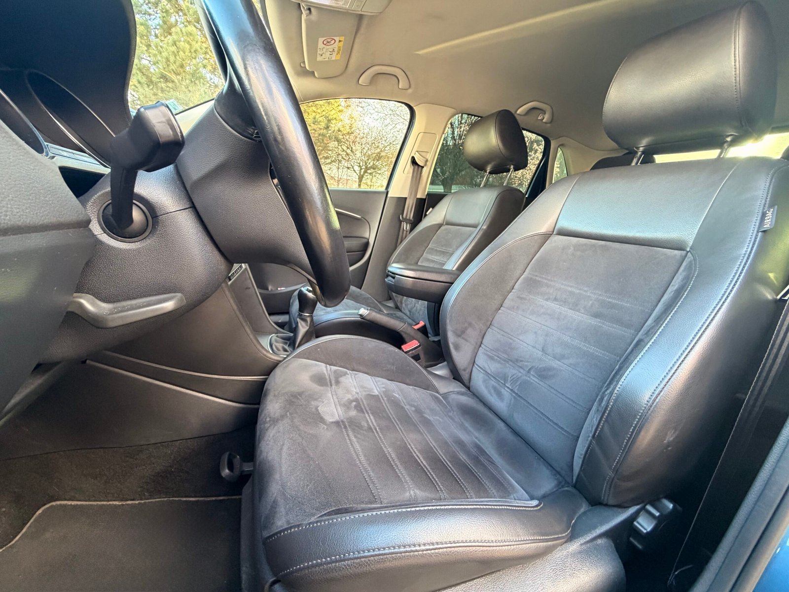 VOLKSWAGEN Polo V 5 portes Phase 2 1.2 TSI 16V BlueMotion 110 cv Carat