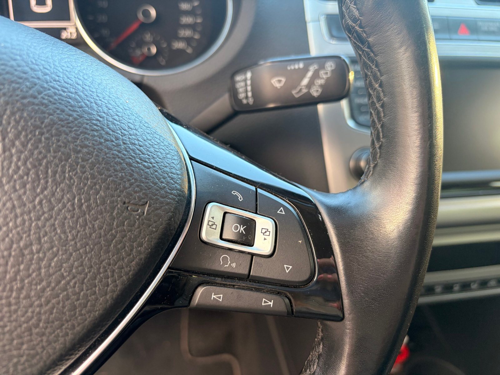 VOLKSWAGEN Polo V 5 portes Phase 2 1.2 TSI 16V BlueMotion 110 cv Carat