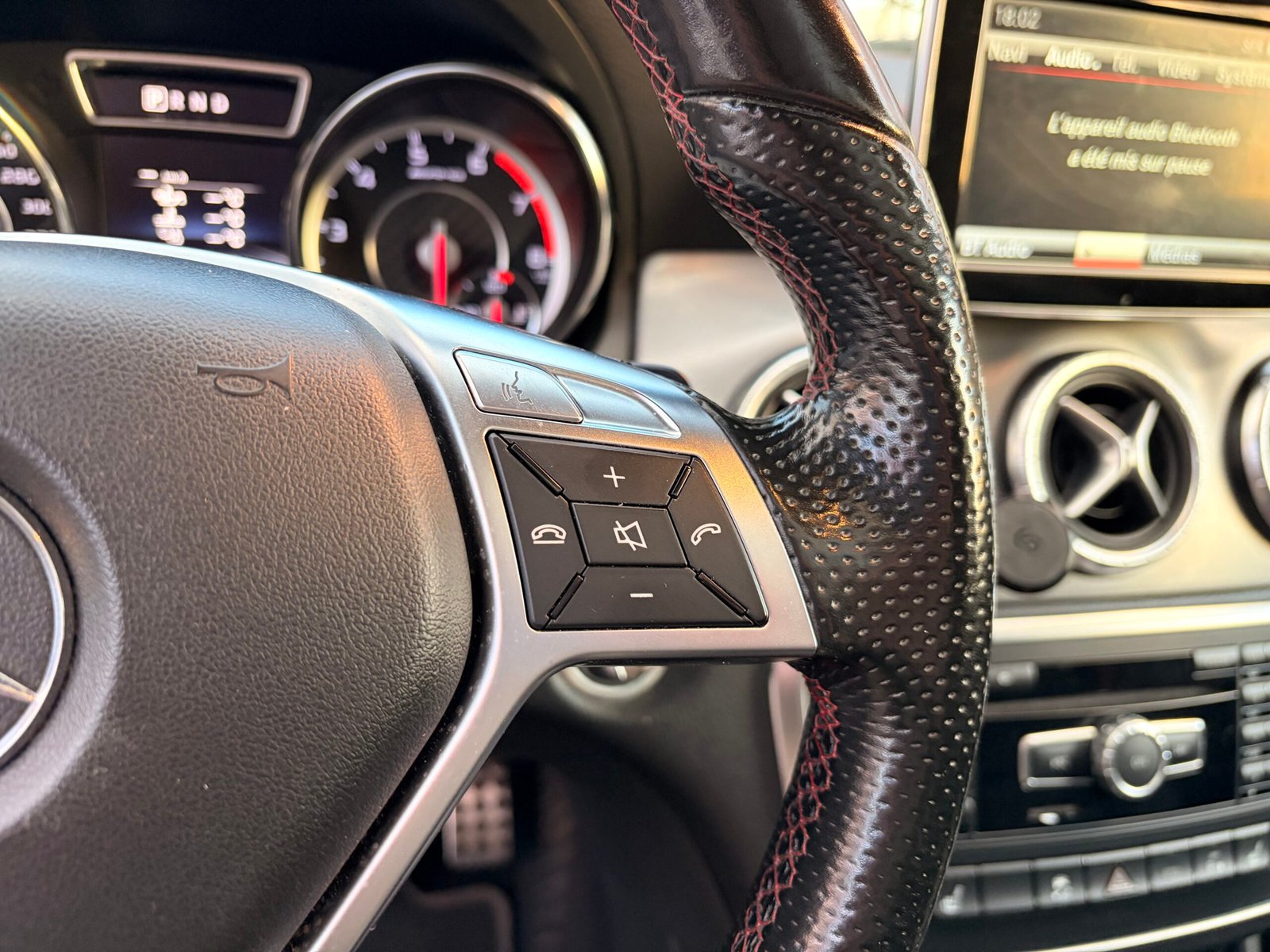 MERCEDES-BENZ Classe CLA (117) Coupé 45 AMG 2.0 i 16V Turbo 4MATIC 7G-DCT 360 cv Boîte auto