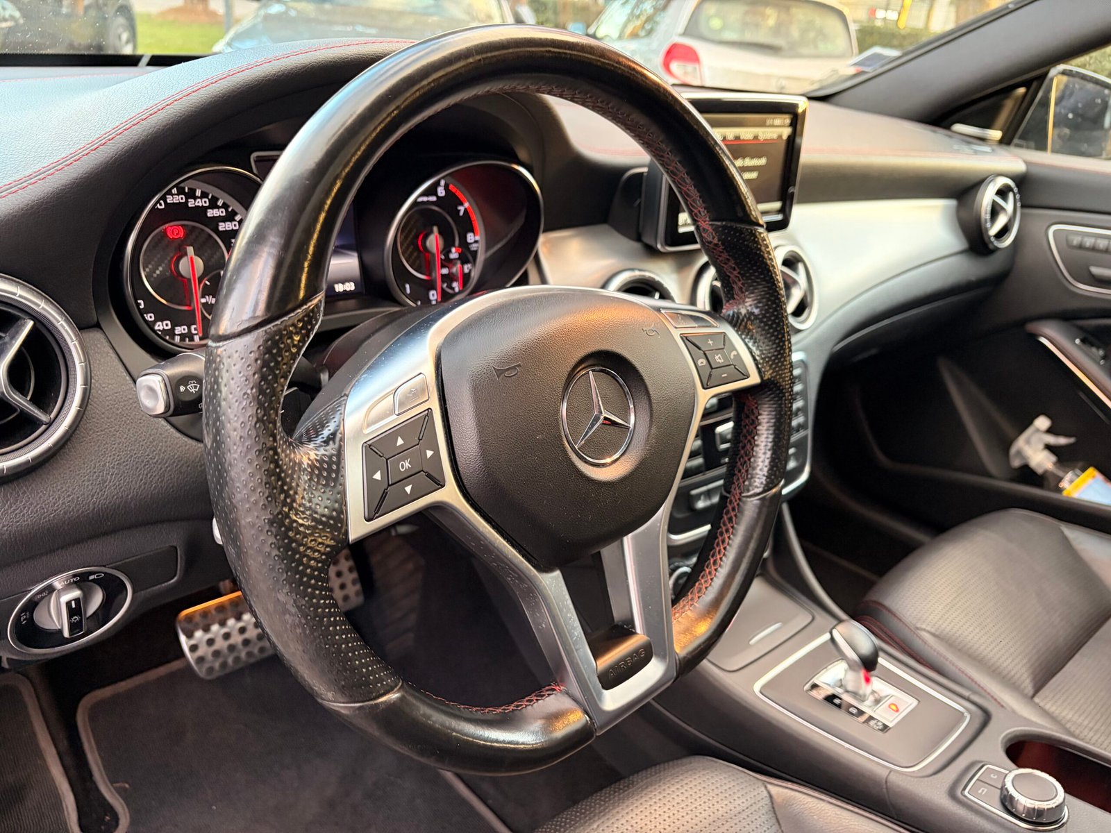 MERCEDES-BENZ Classe CLA (117) Coupé 45 AMG 2.0 i 16V Turbo 4MATIC 7G-DCT 360 cv Boîte auto