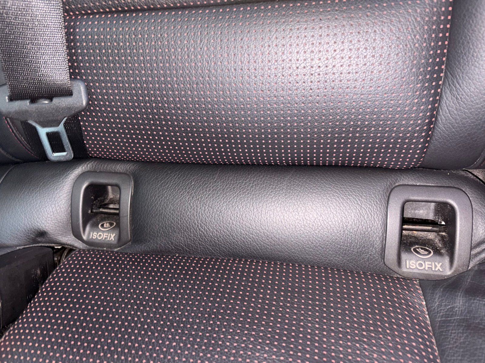 MERCEDES-BENZ Classe CLA (117) Coupé 45 AMG 2.0 i 16V Turbo 4MATIC 7G-DCT 360 cv Boîte auto