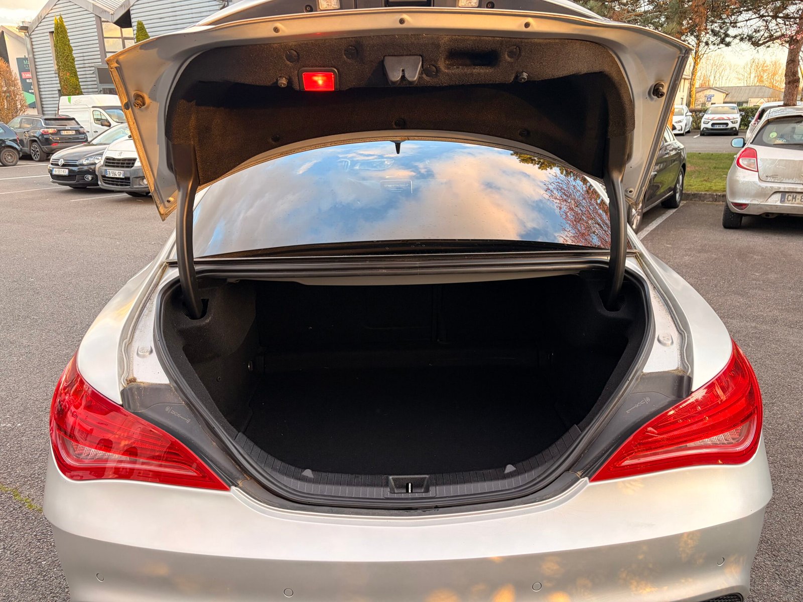 MERCEDES-BENZ Classe CLA (117) Coupé 45 AMG 2.0 i 16V Turbo 4MATIC 7G-DCT 360 cv Boîte auto