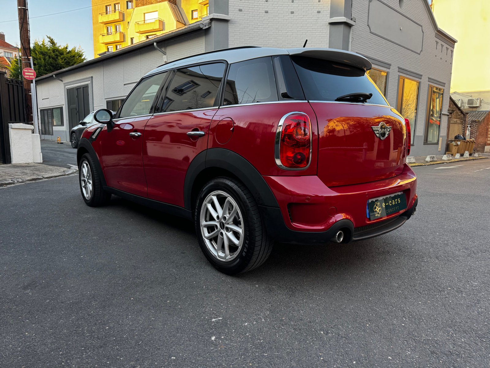 MINI Countryman LCI Cooper SD 2.0 D DPF 16V Steptronic 143 ch